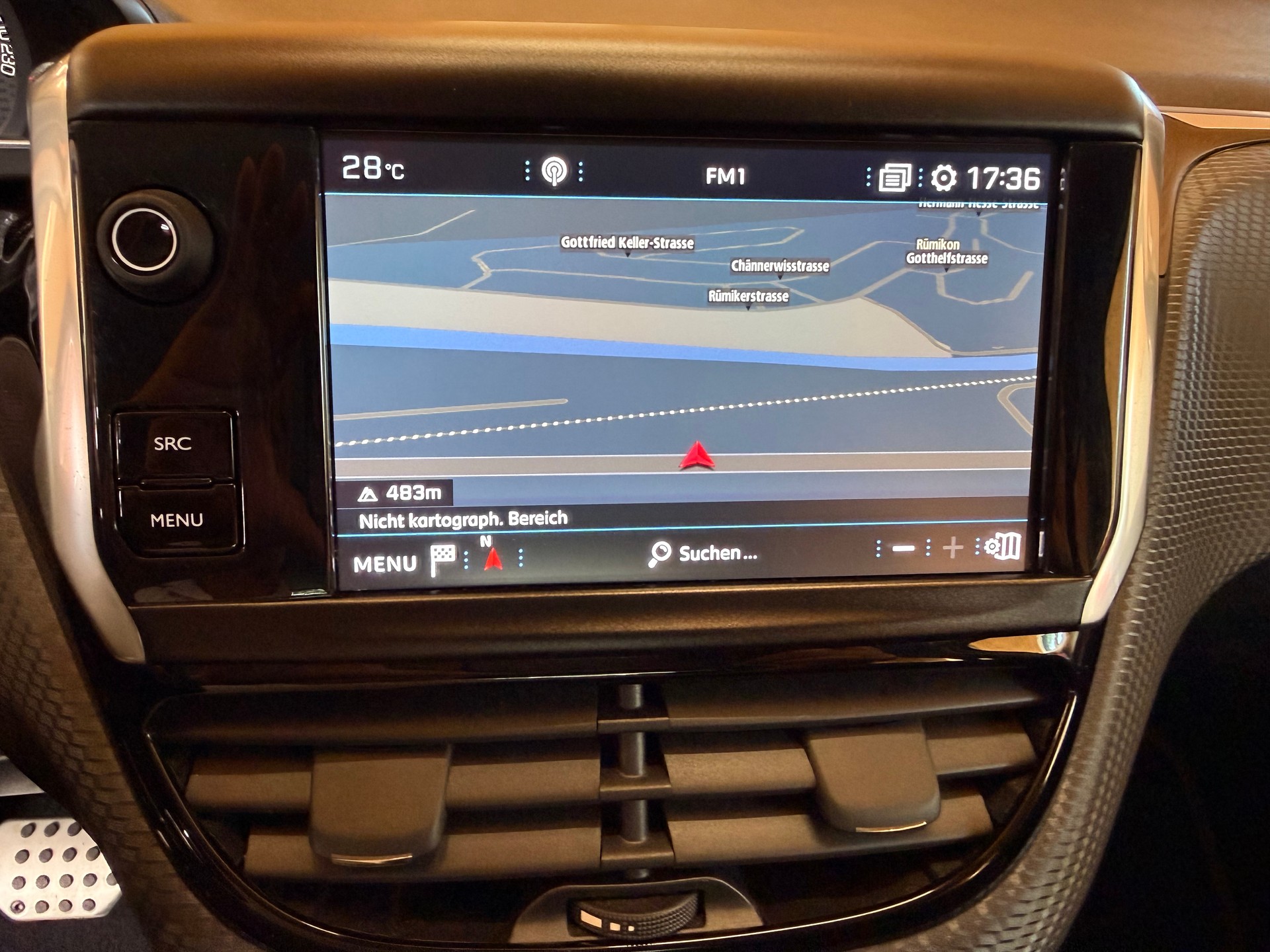 PEUGEOT 2008 1.2 PureTech GT Line EAT6-image-12