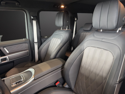 MERCEDES-BENZ G 450d 9G-Tronic-image-5