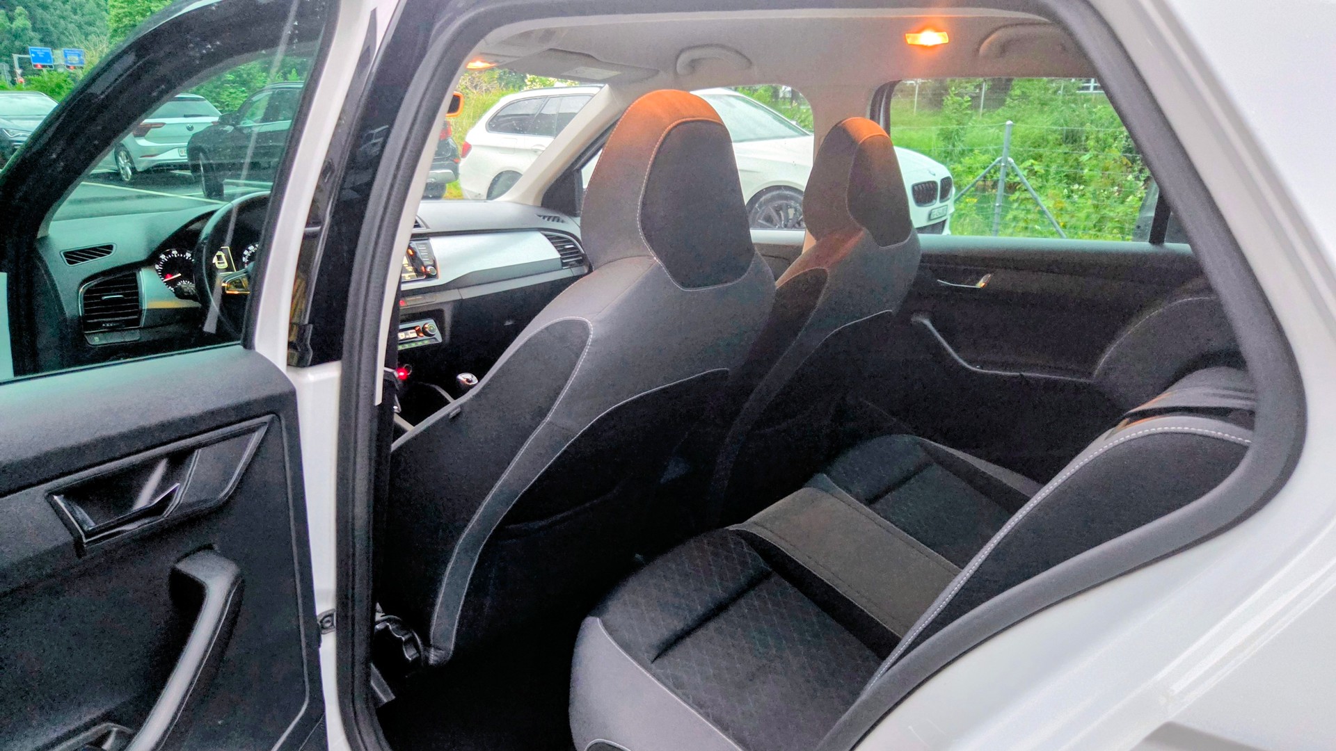 SKODA 1.2 TSI Ambition-image-5