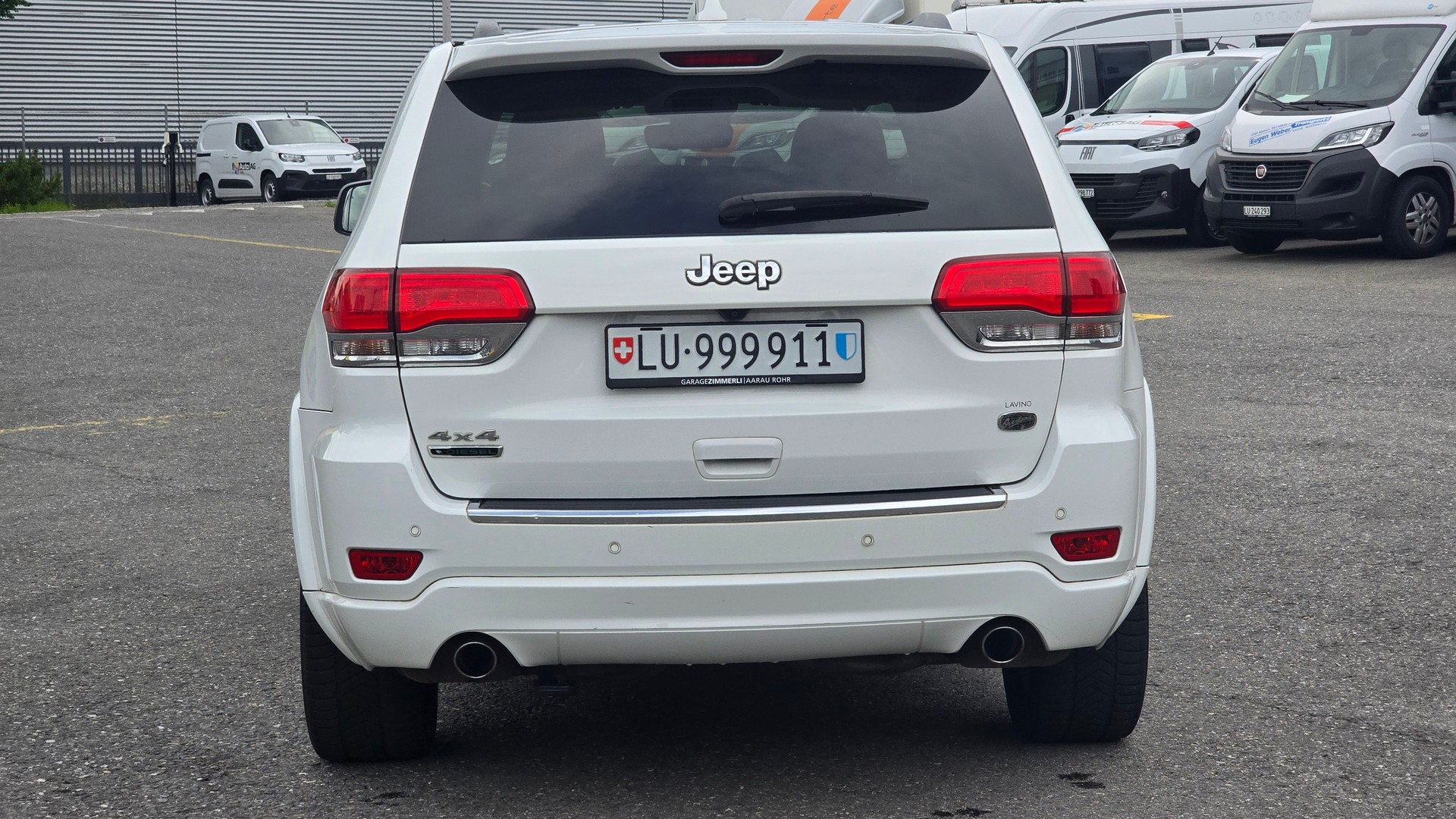 JEEP Grand Cherokee 3.0 CRD Overland Automatic-image-5