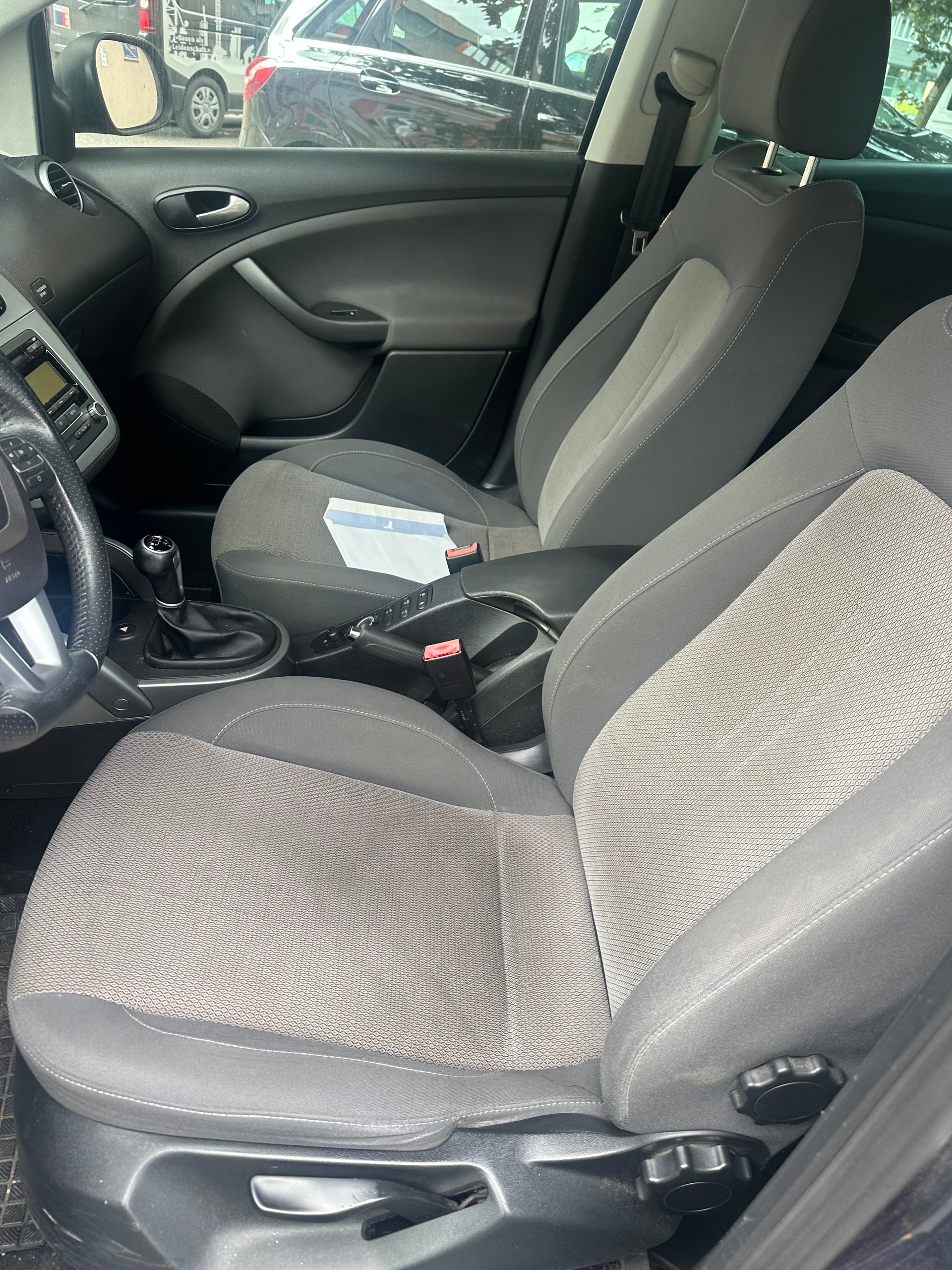 SEAT Altea XL 1.6 TDI E_Ecomotive Reference-image-5