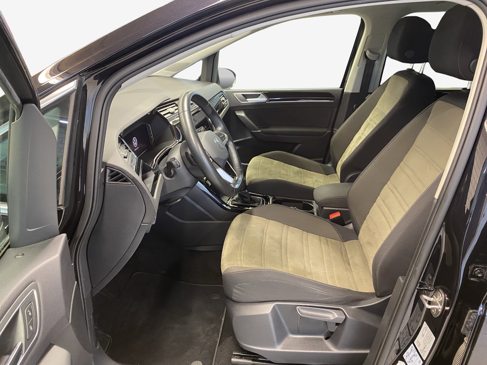 VW Touran 2.0 TDI BlueMotion Technology Highline DSG-image-7