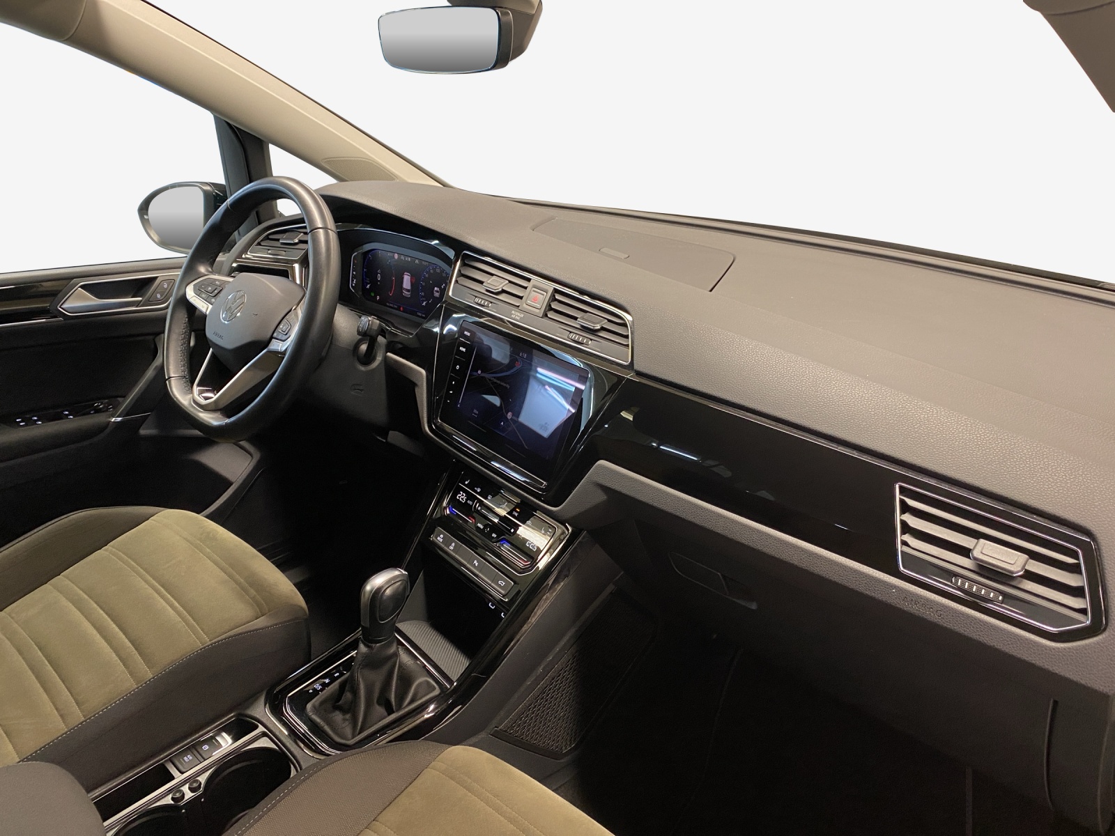 VW Touran 2.0 TDI BlueMotion Technology Highline DSG-image-13