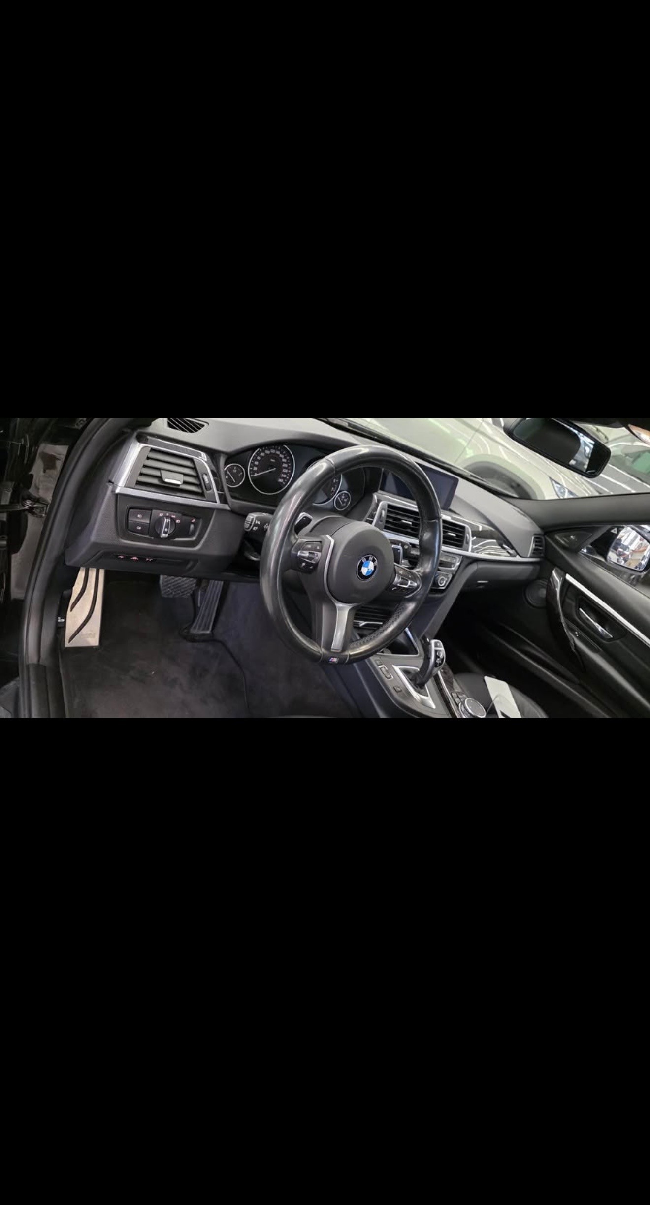 BMW 340i xDrive-image-3