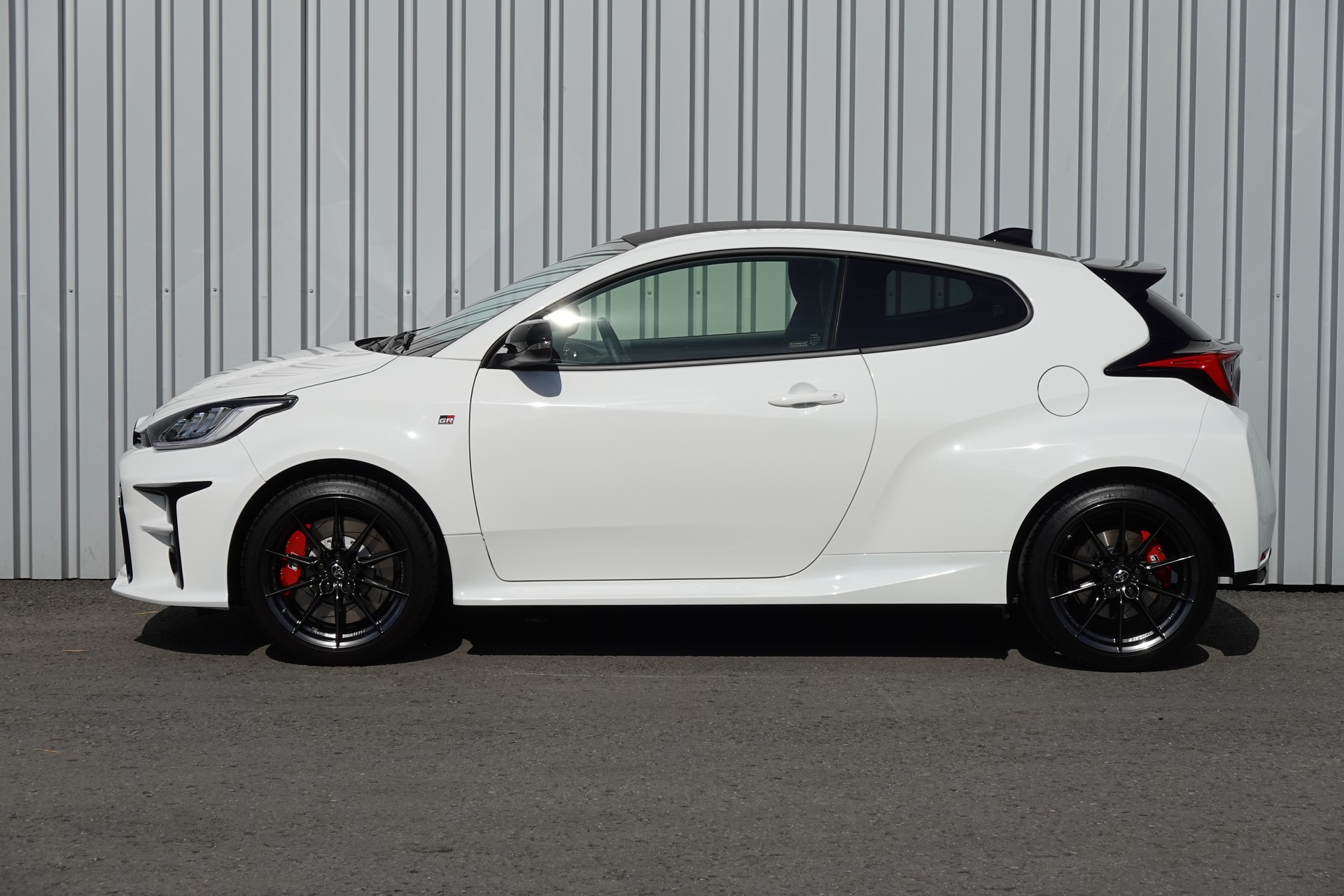 TOYOTA Yaris 1.6 GR Sport-image-4