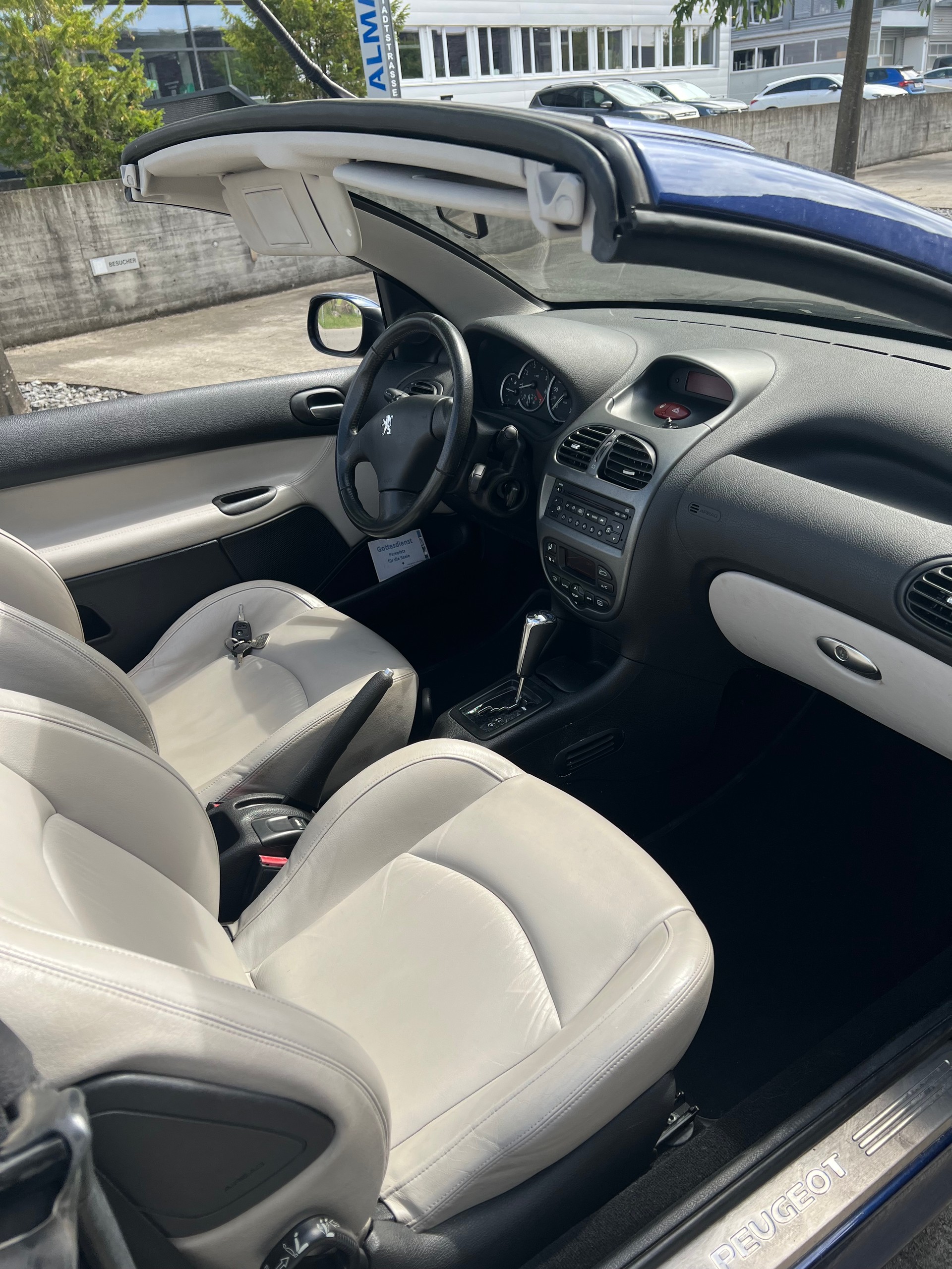 PEUGEOT 206 CC 1.6 16V Exclusive Edition Automatic-image-5
