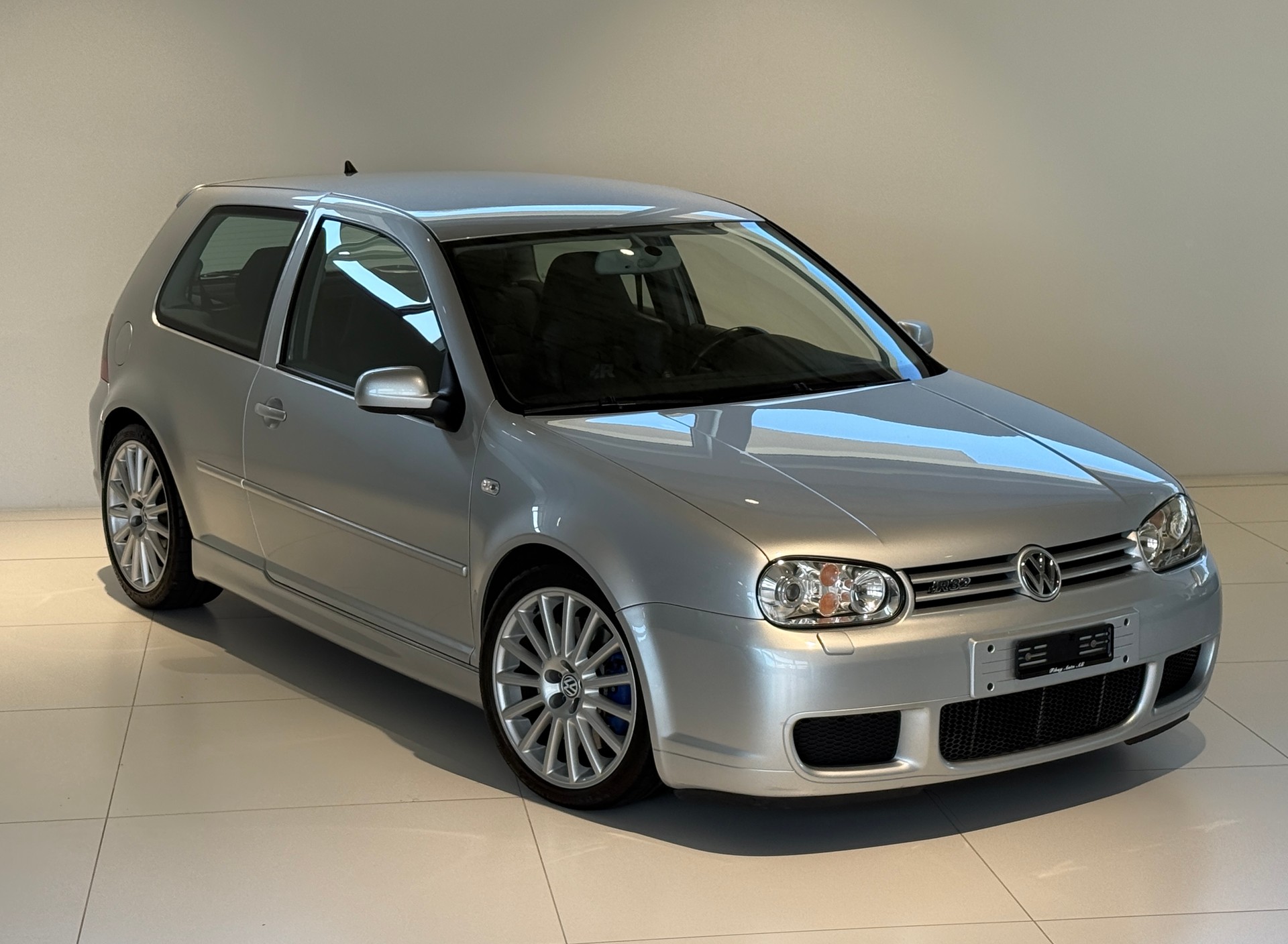 VW Golf R32 4Motion ***CH-Fahrzeug***Lückenloses Serviceheft**Originaler Zustand***-image-0