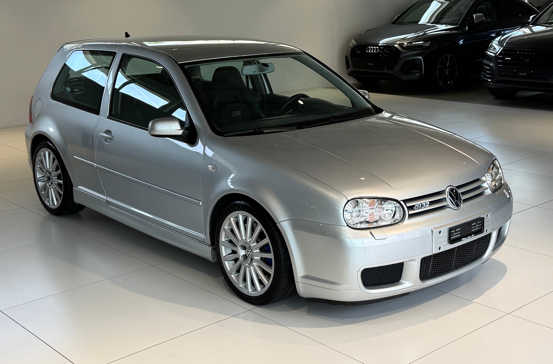 VW Golf R32 4Motion ***CH-Fahrzeug***Lückenloses Serviceheft**Originaler Zustand***-image-23