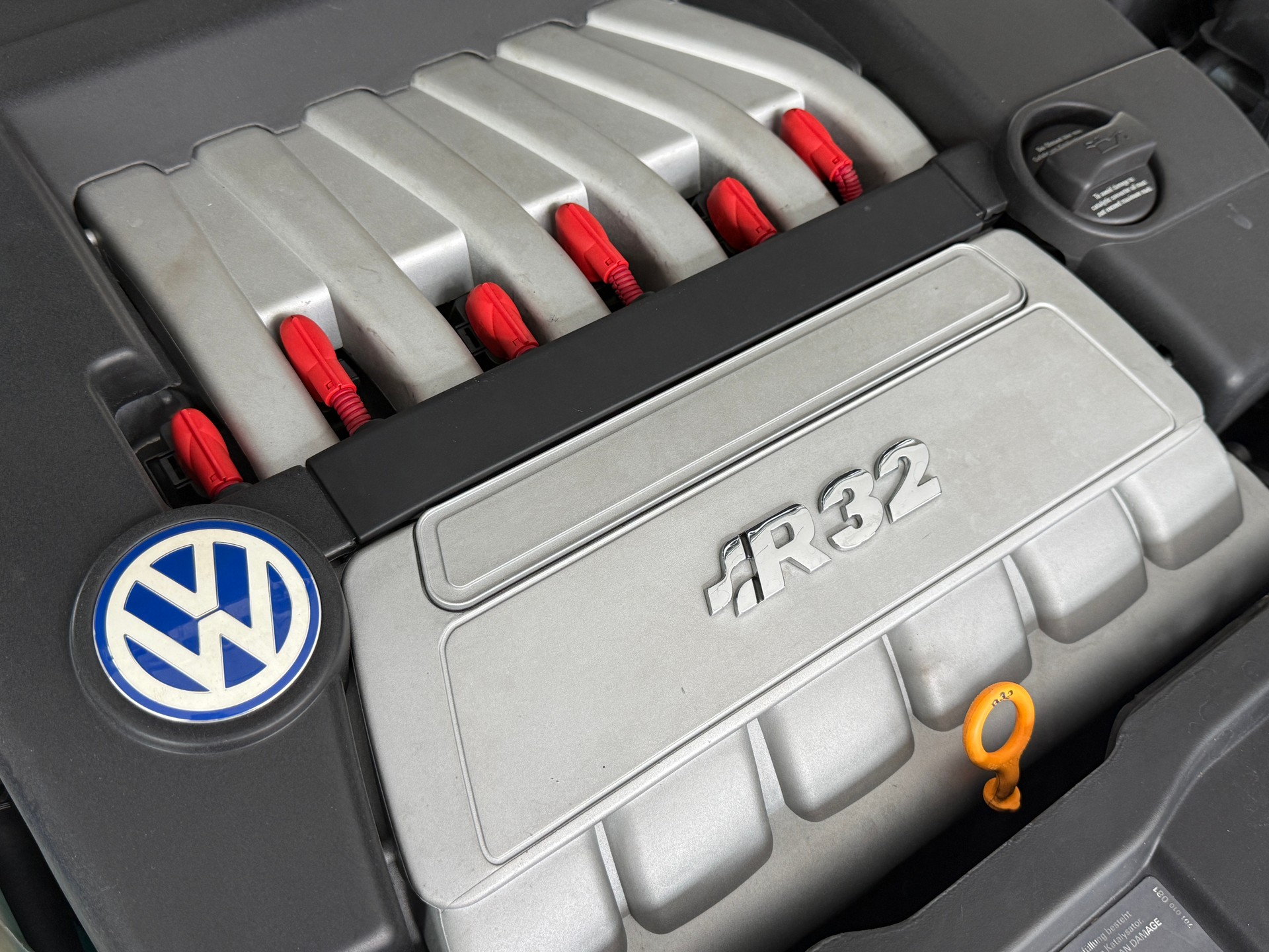 VW Golf R32 4Motion ***CH-Fahrzeug***Lückenloses Serviceheft**Originaler Zustand***-image-8