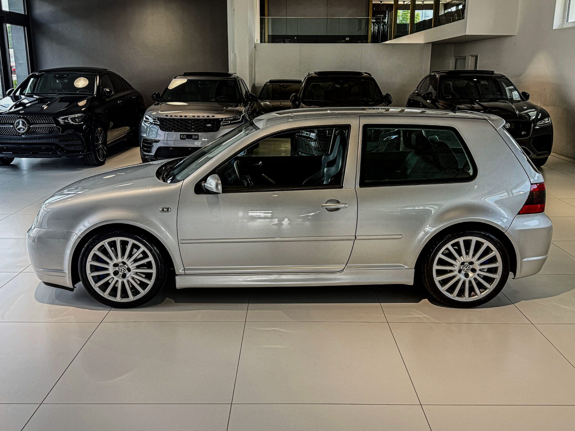 VW Golf R32 4Motion ***CH-Fahrzeug***Lückenloses Serviceheft**Originaler Zustand***-image-10