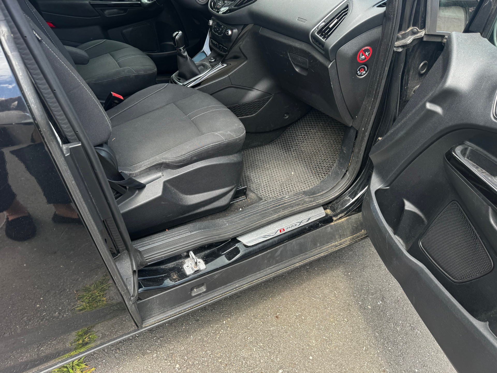 FORD B-Max 1.0 SCTi Sync Edition-image-7