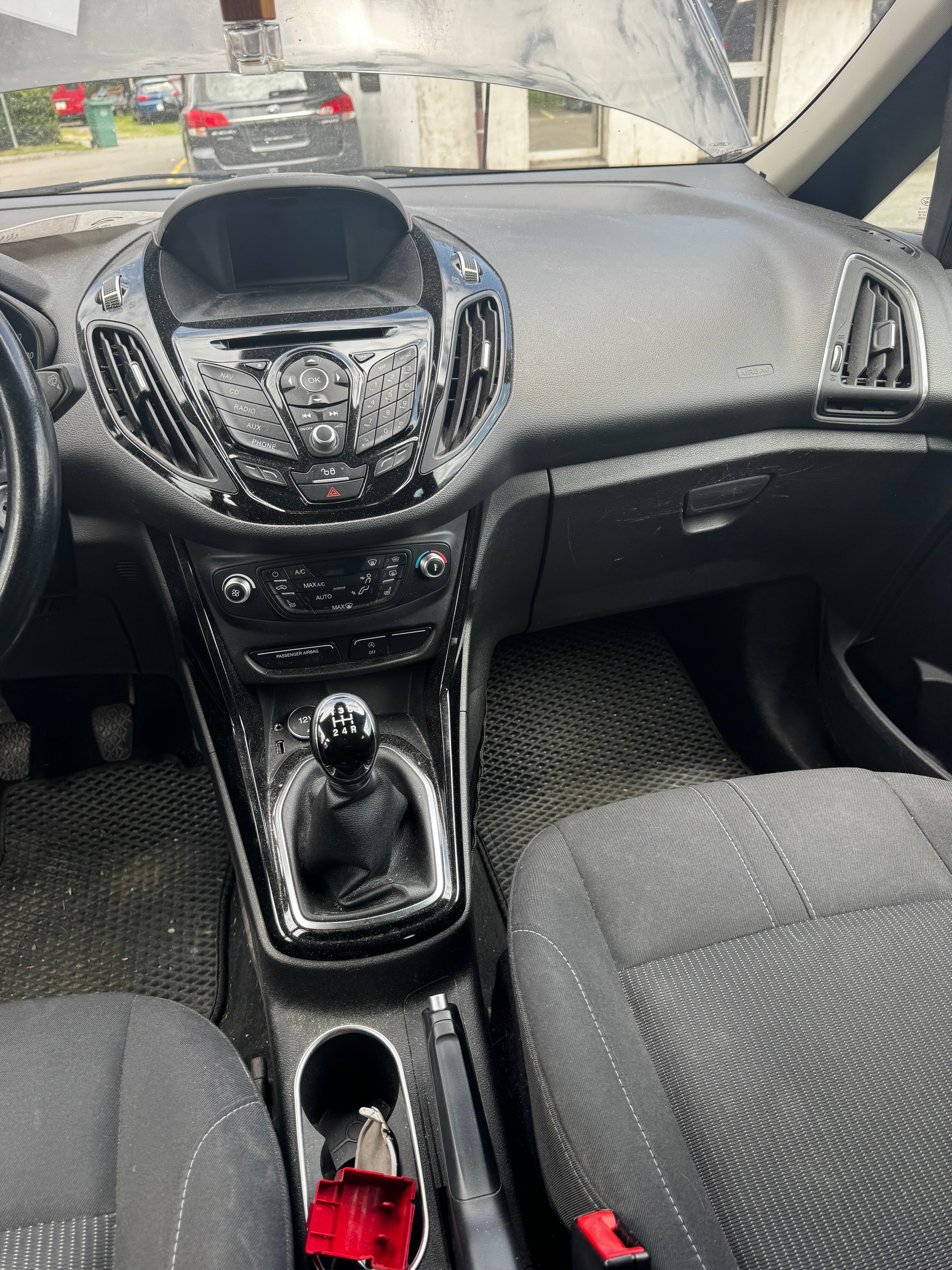 FORD B-Max 1.0 SCTi Sync Edition-image-10