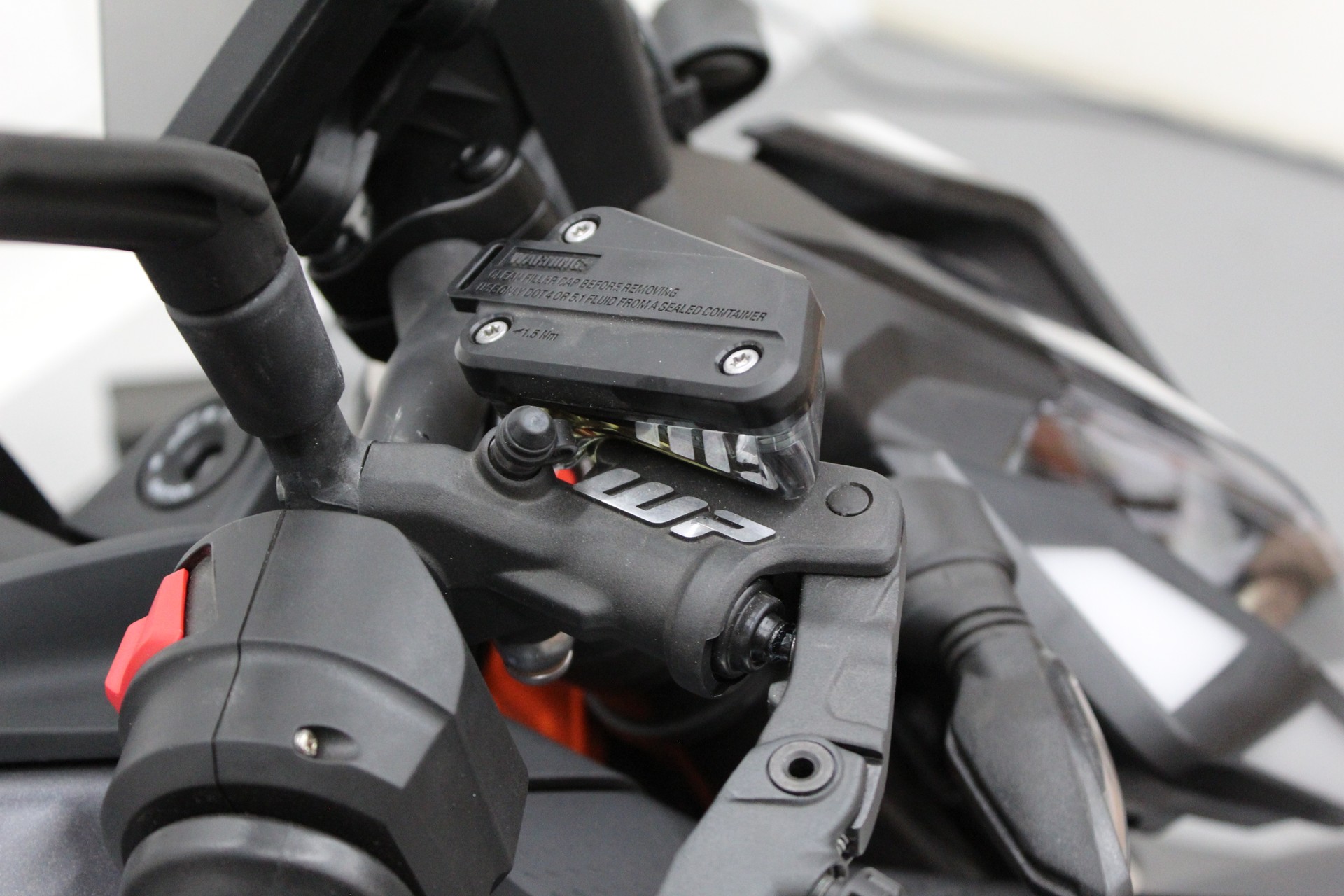 KTM 390 Duke-image-8