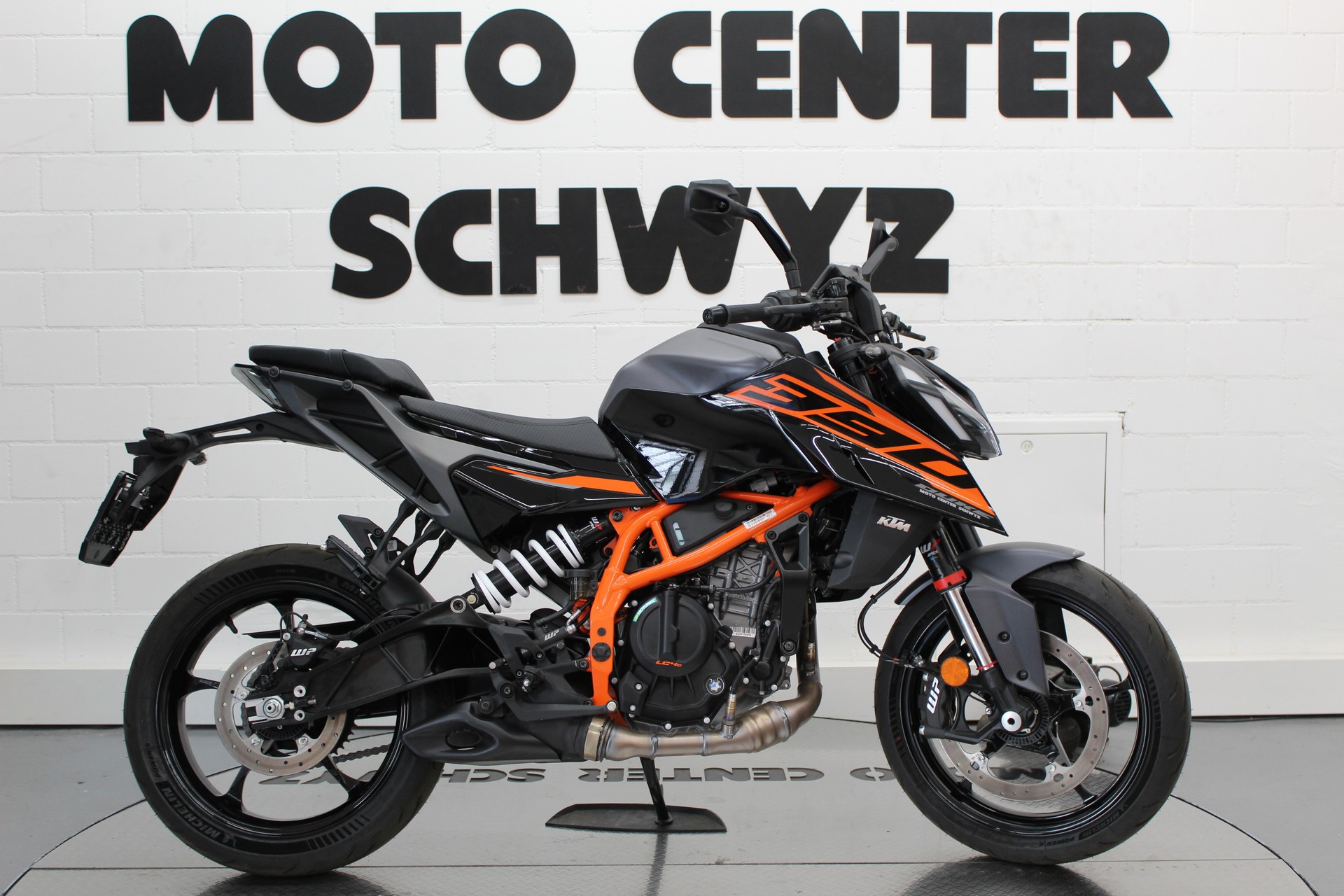 KTM 390 Duke
