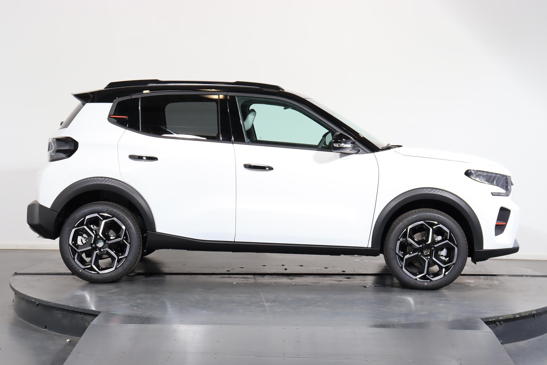 CITROEN C3 1.2 Hybrid Edition Tricolore-image-1