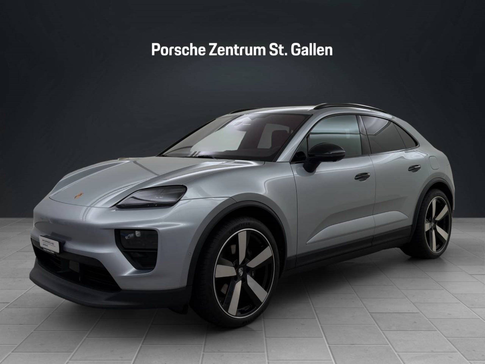PORSCHE Macan 4-image-0