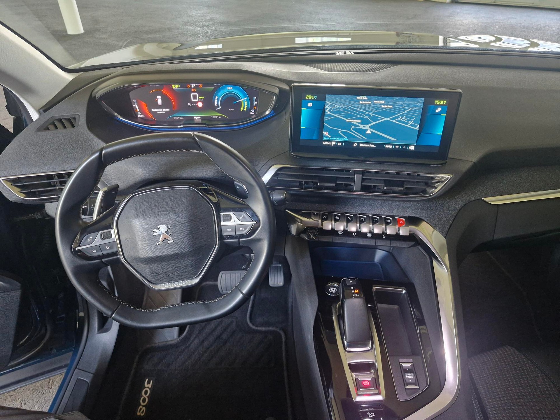 PEUGEOT 3008 300e Hybrid4 Allure Pack EAT8-image-4