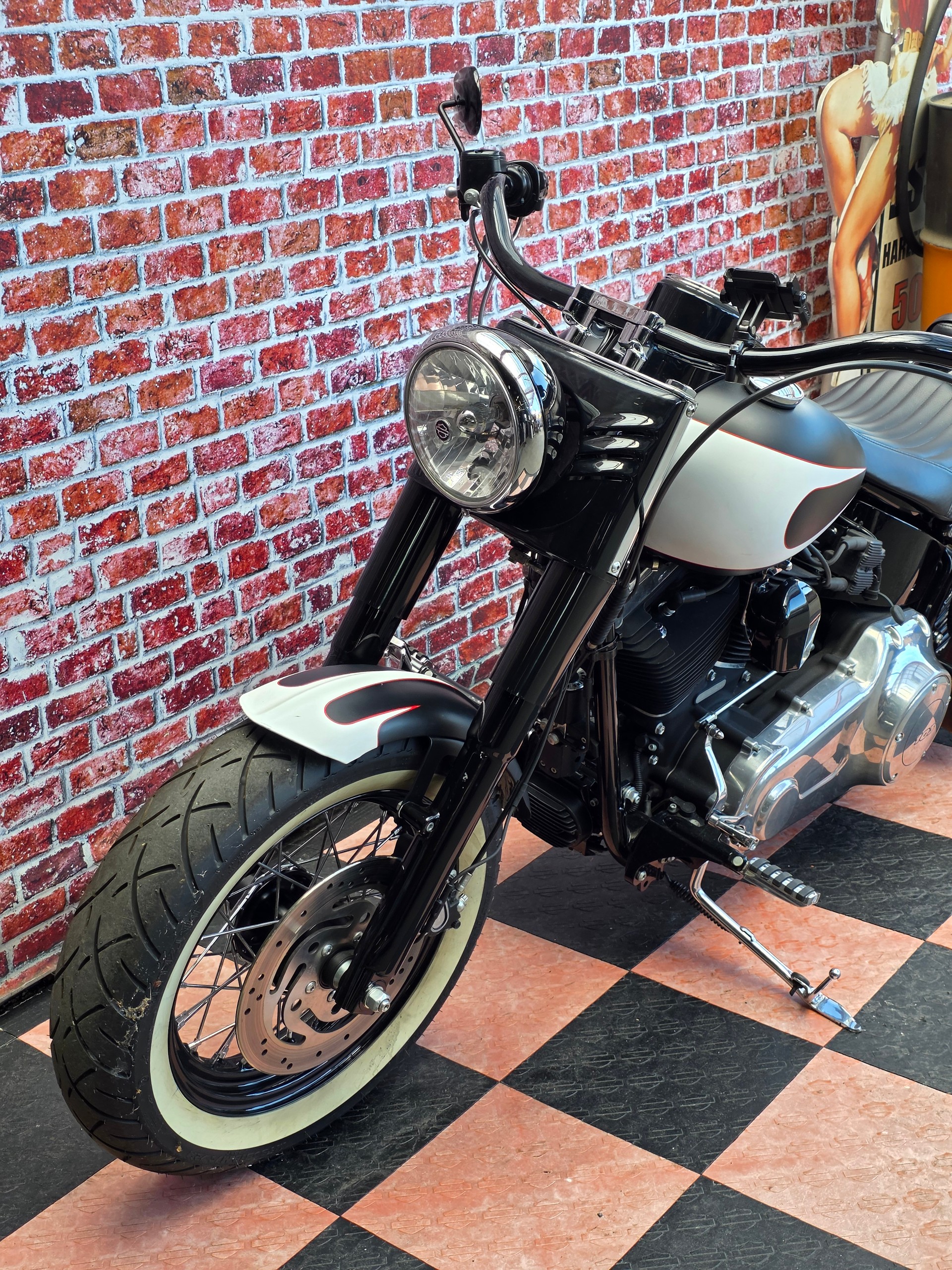 HARLEY-DAVIDSON FLS Softail Slim ABS-image-5
