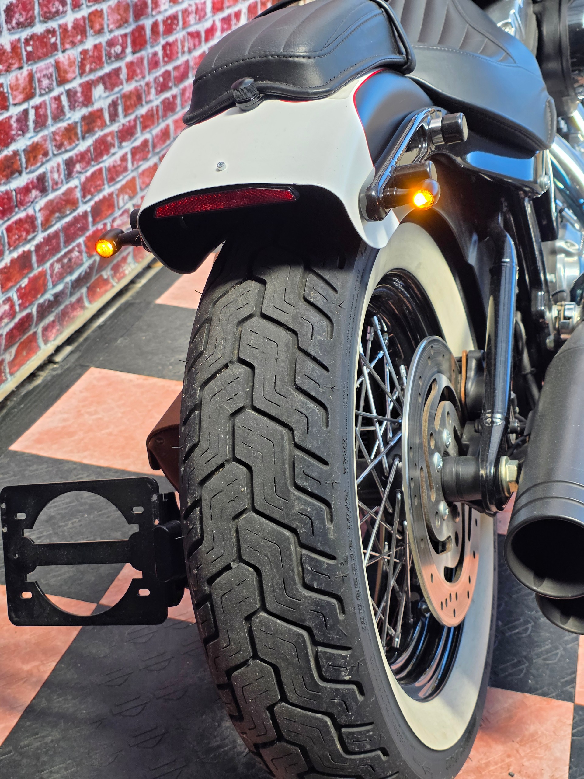 HARLEY-DAVIDSON FLS Softail Slim ABS-image-13