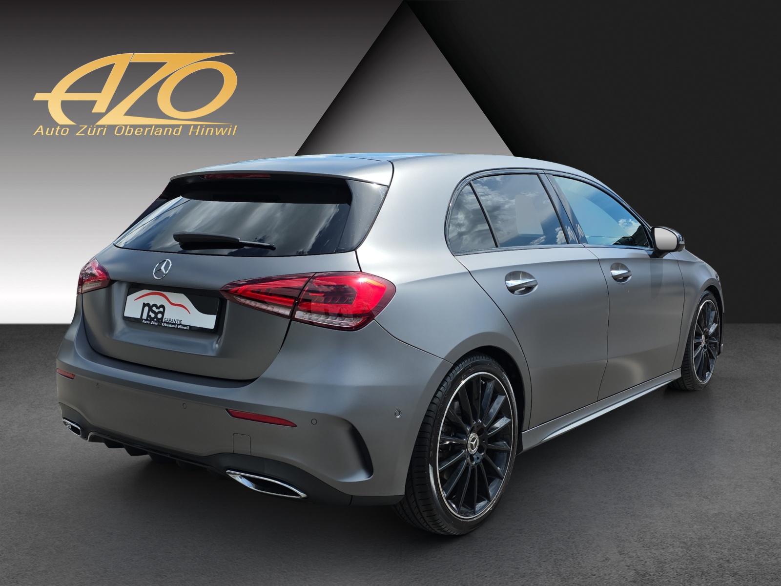 MERCEDES-BENZ A 200 AMG Line-showroom-element-2