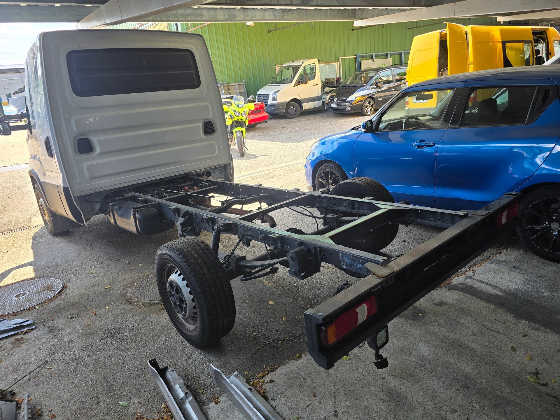 IVECO 35 S 14 D-image-4