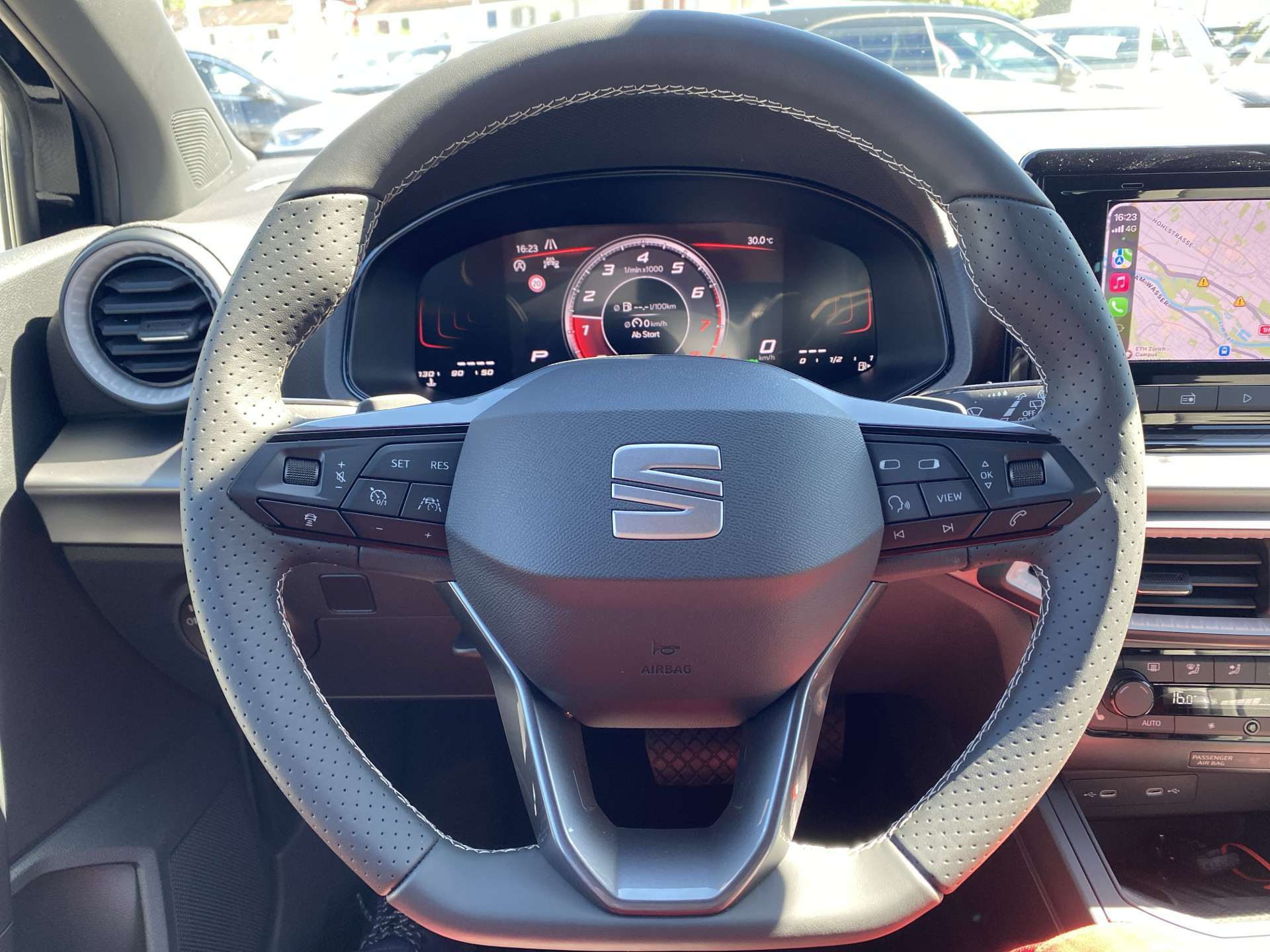 SEAT Ibiza 1.0 EcoTSi FR DSG-Automat-image-12