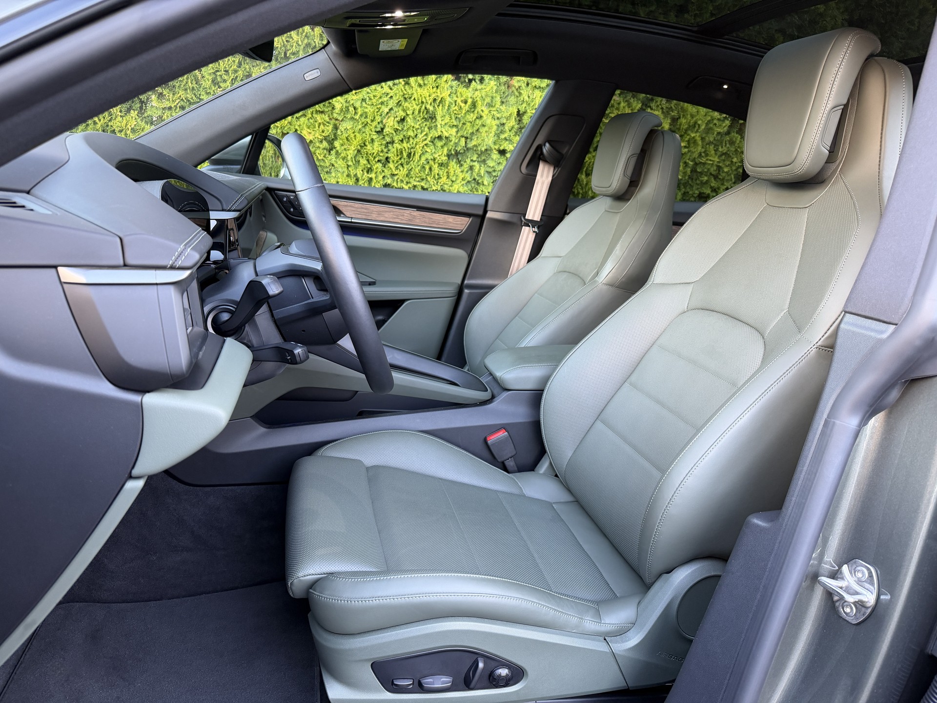 PORSCHE Macan 4 *Porsche Garantie 2+2*-image-29