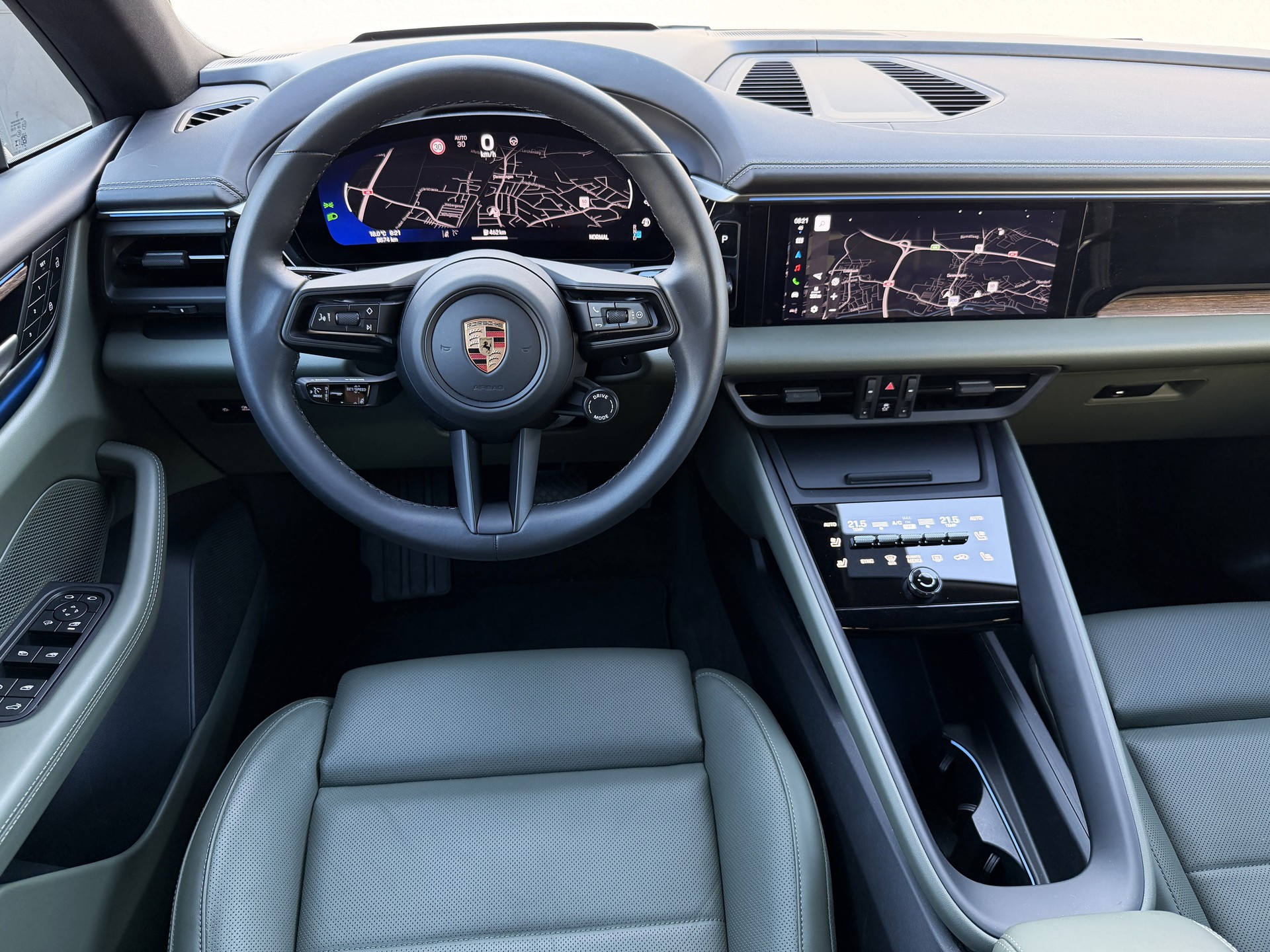 PORSCHE Macan 4 *Porsche Garantie 2+2*-image-15