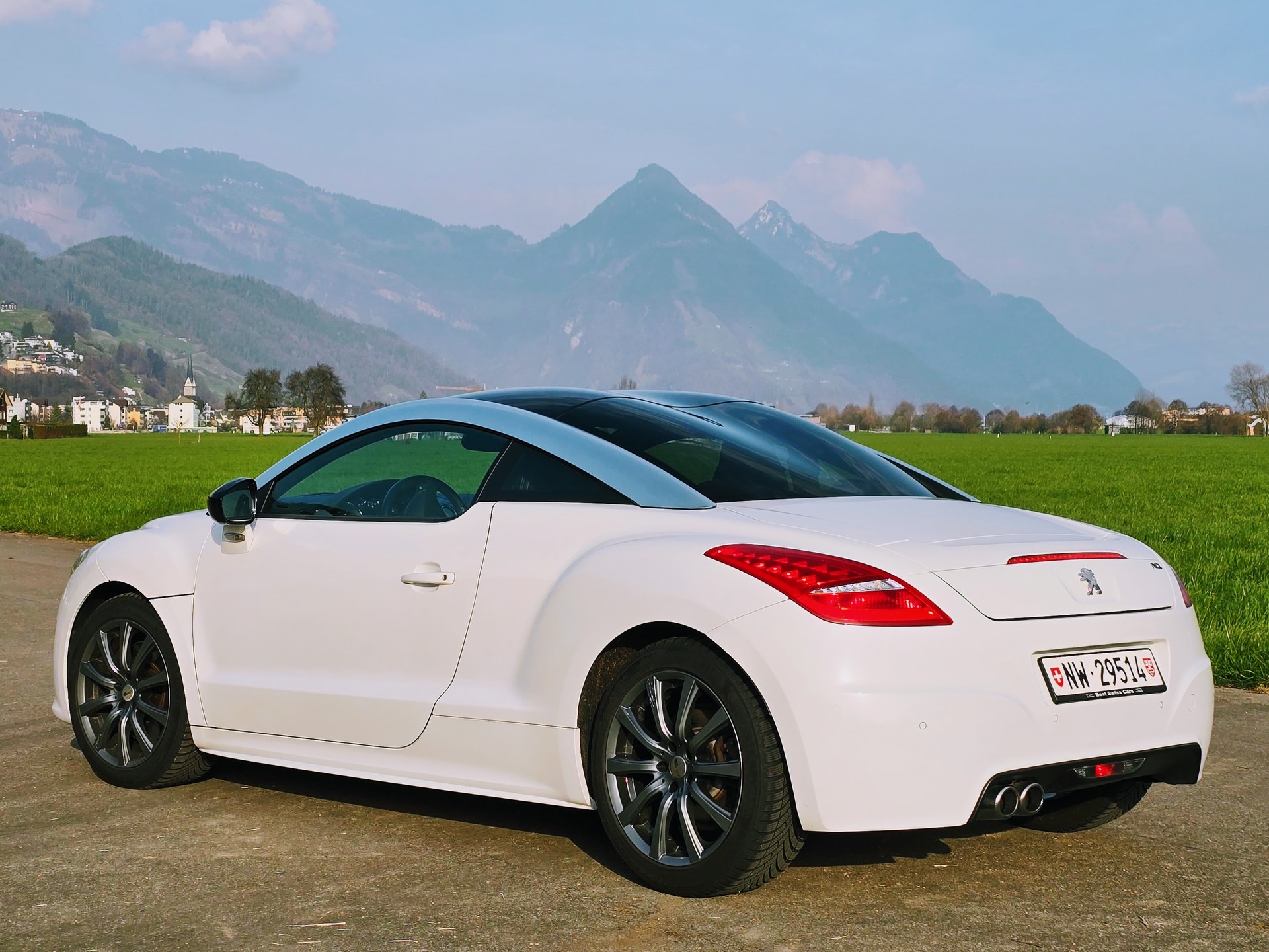 PEUGEOT 2.0 HDi-image-1