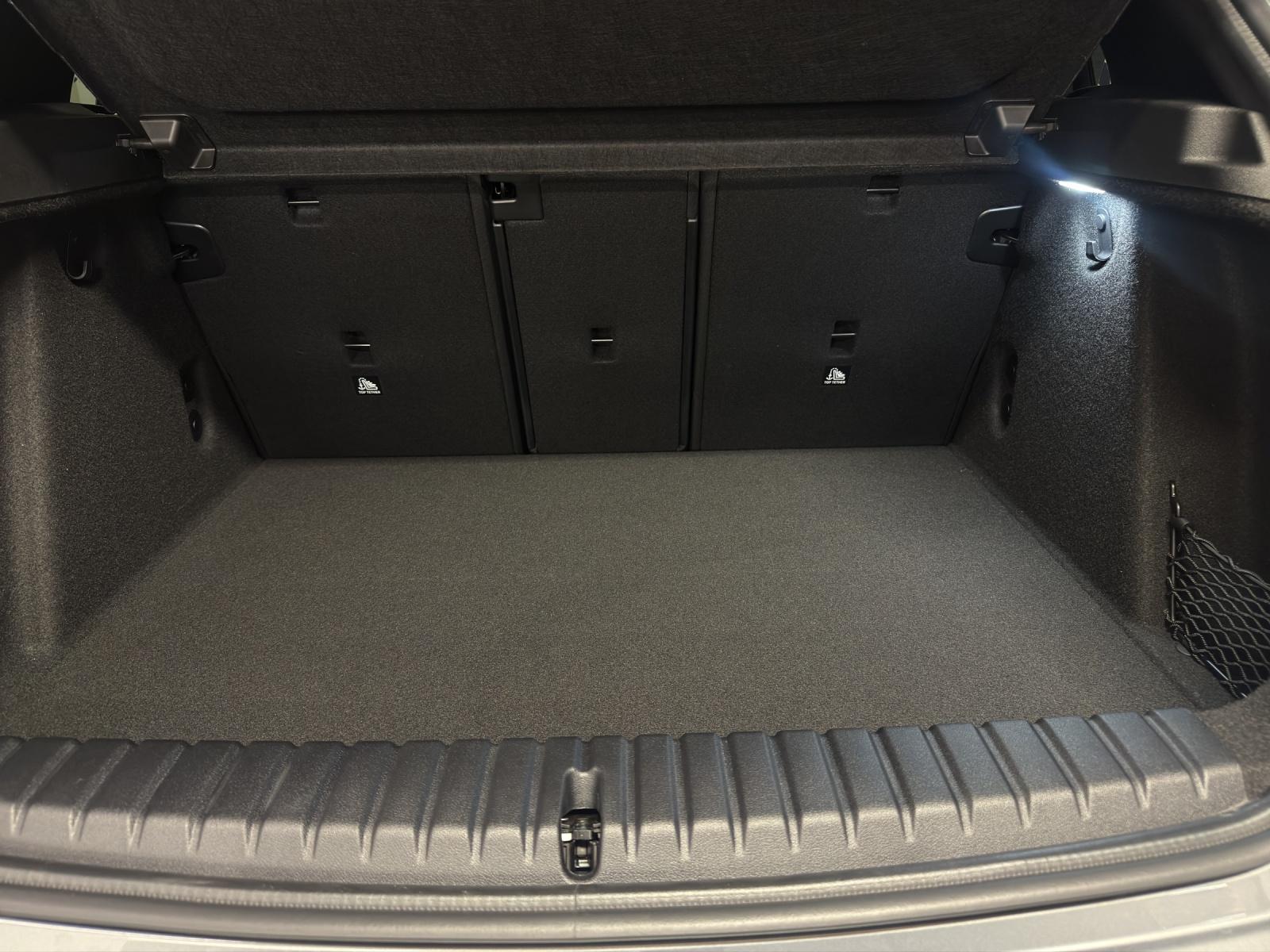 BMW M135i xDrive-image-13