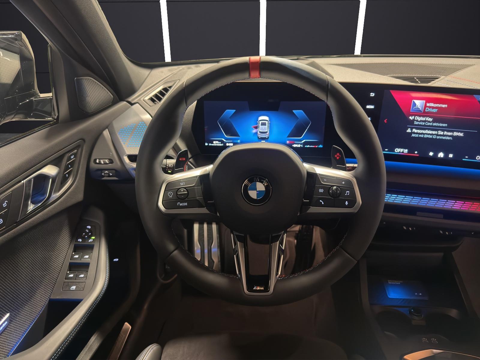BMW M135i xDrive-image-15