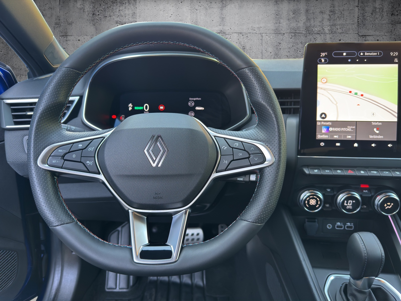 RENAULT Clio 1.6 E-Tech Esprit Alpine-image-18