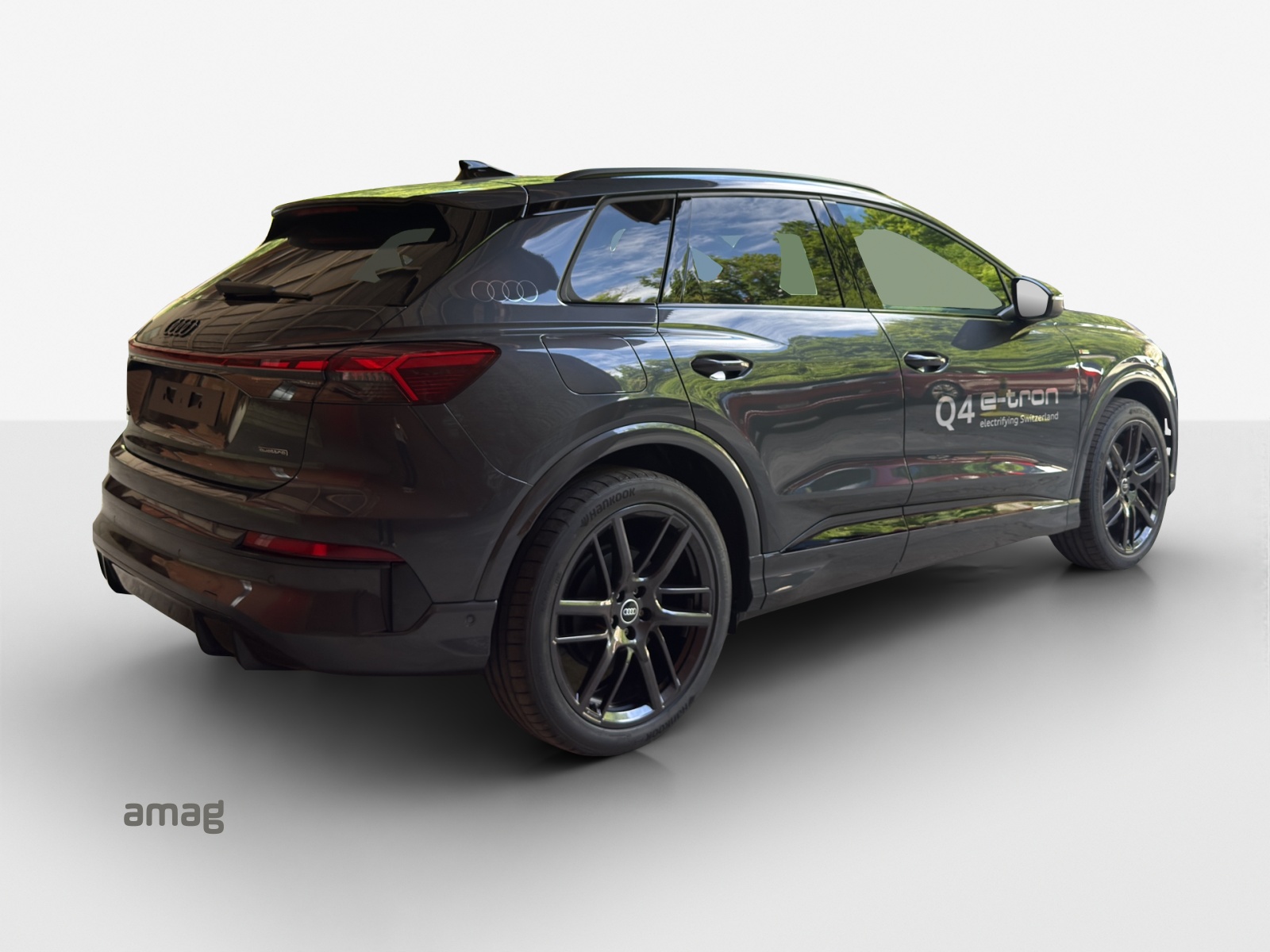 AUDI Q4 e-tron SUV quattro performance-image-4
