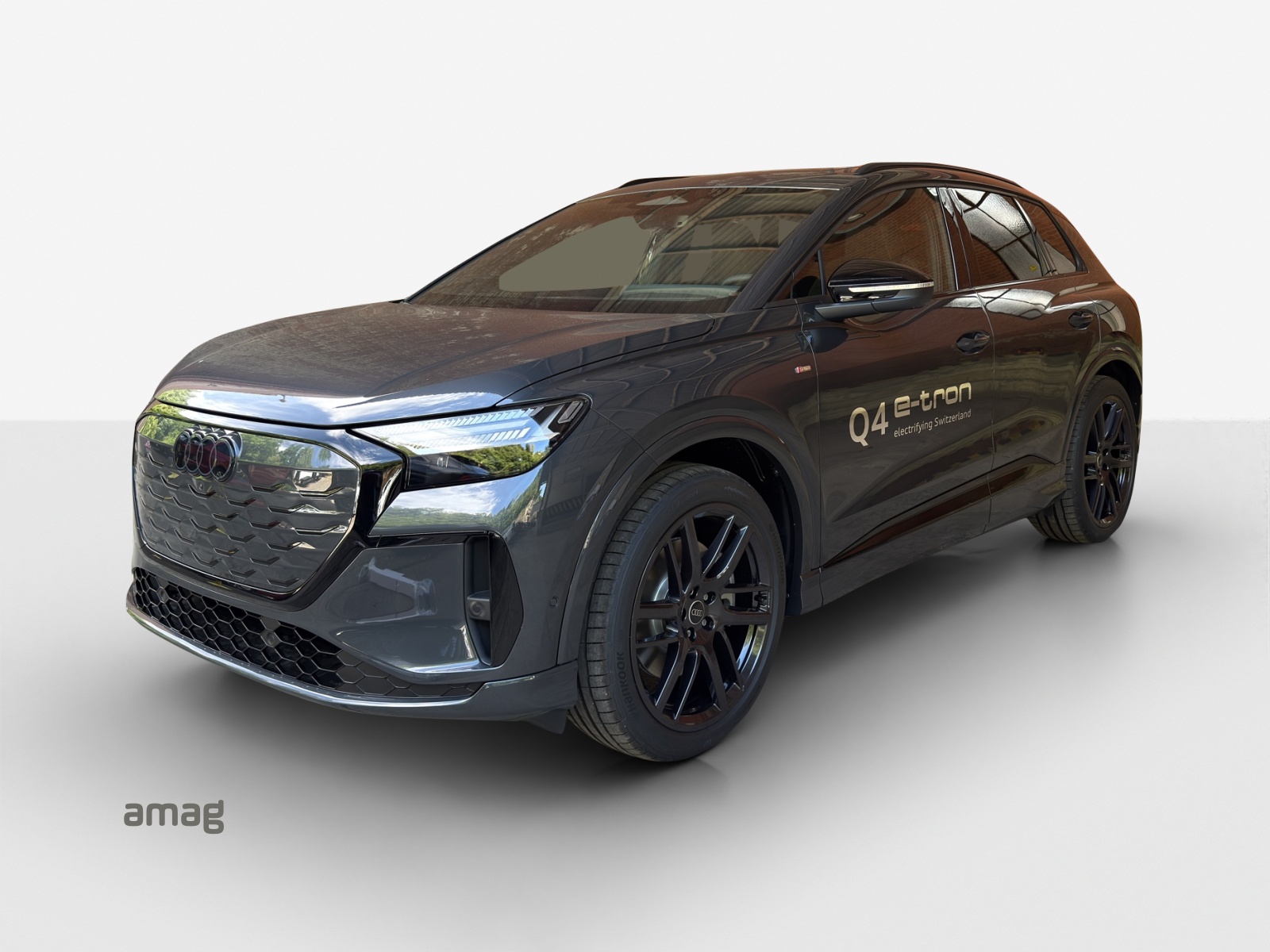 AUDI Q4 e-tron SUV quattro performance