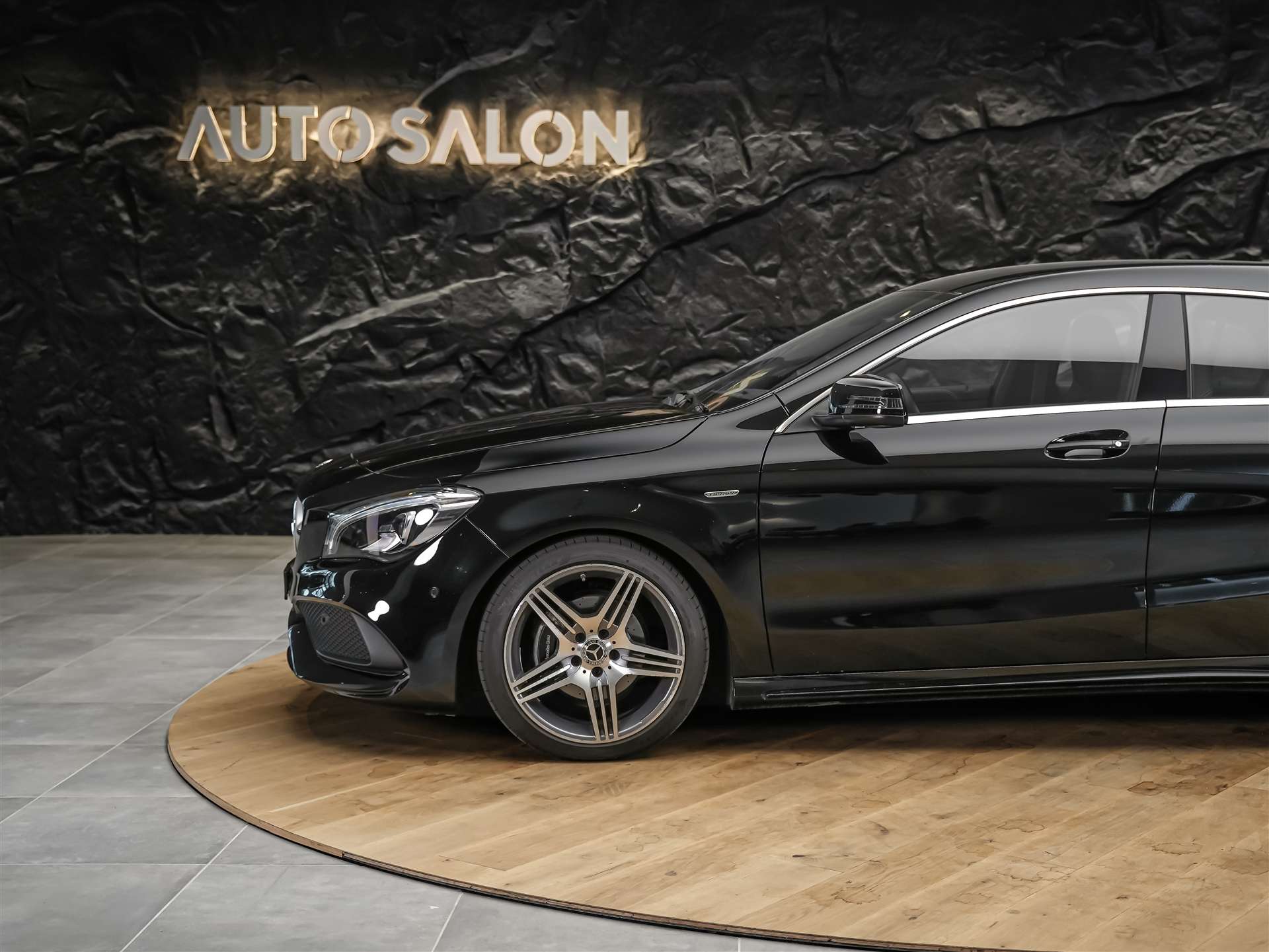 MERCEDES-BENZ CLA 180 Shooting Brake AMG Line 7G-DCT *Facelift*Sitzheizung*-image-14