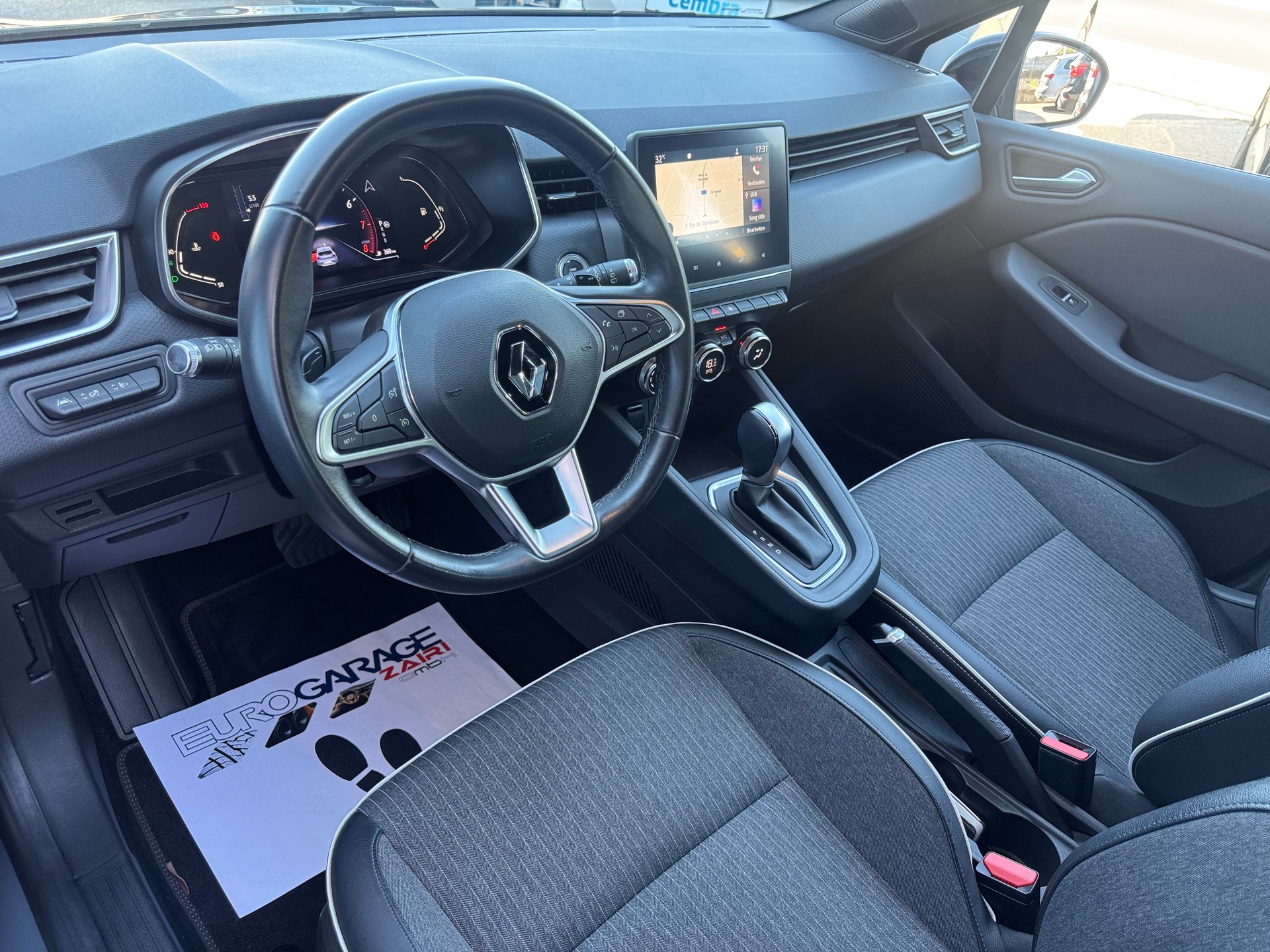 RENAULT Clio 1.3 Intens EDC-image-2