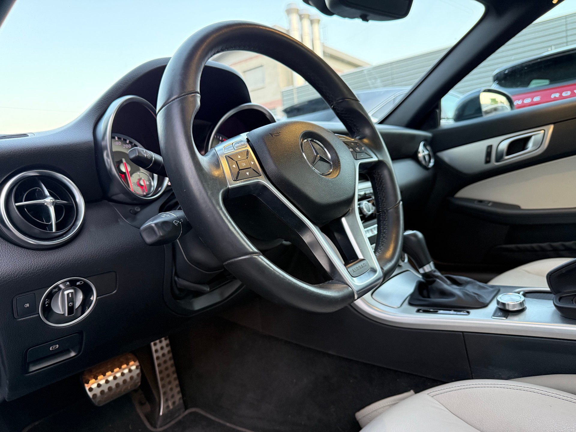 MERCEDES-BENZ SLK 250 7G-Tronic-image-10
