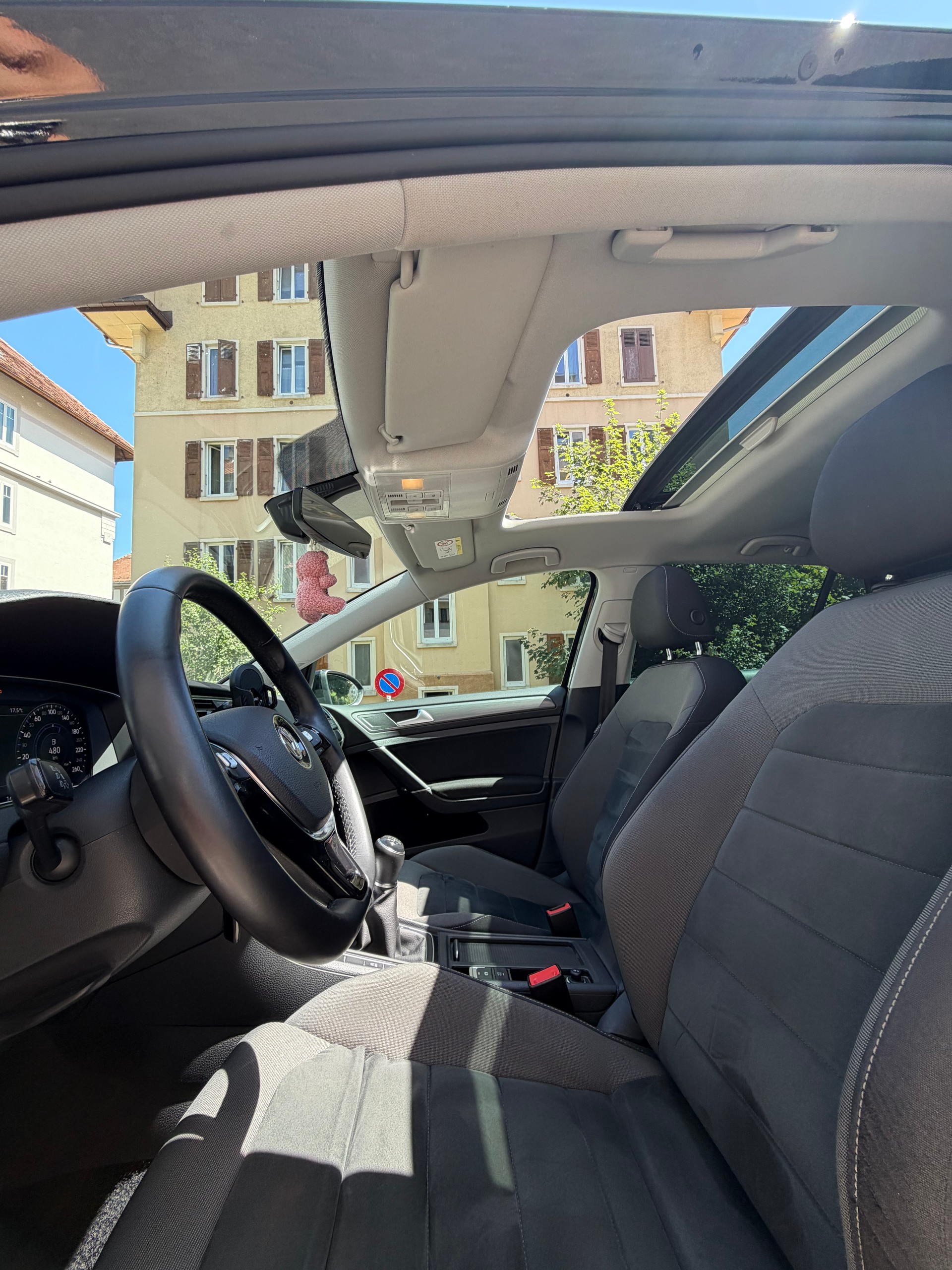VW GOLF 7 R-Line 2.0 TDI 4Motion-image-3