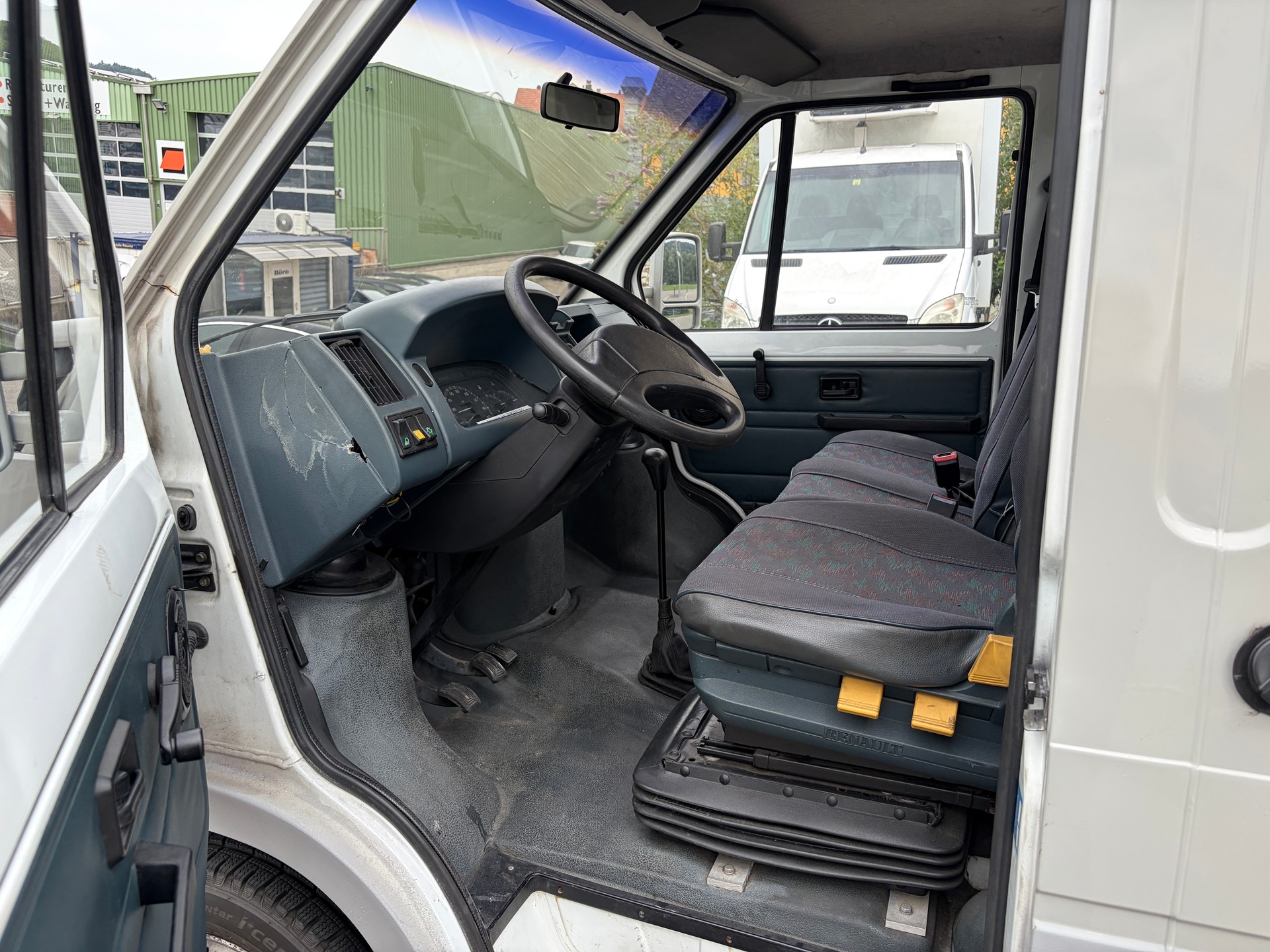 RENAULT TC 9E 2.2-image-8