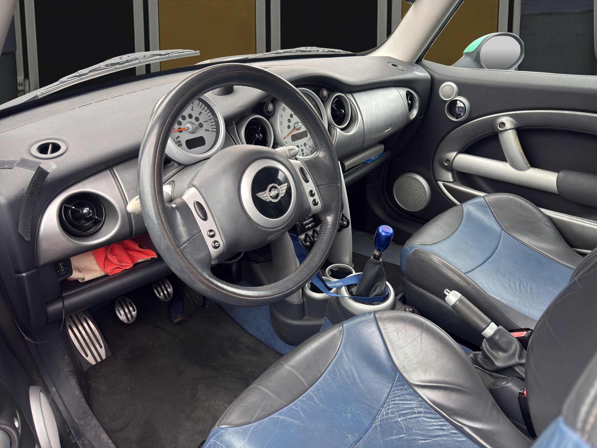MINI Mini Cooper S-image-8