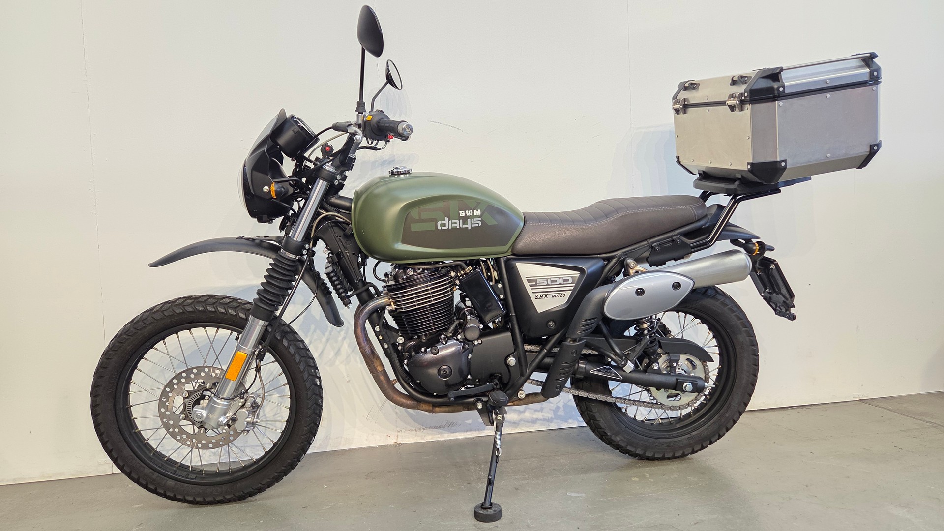 SWM Six Days 500-showroom-element-3