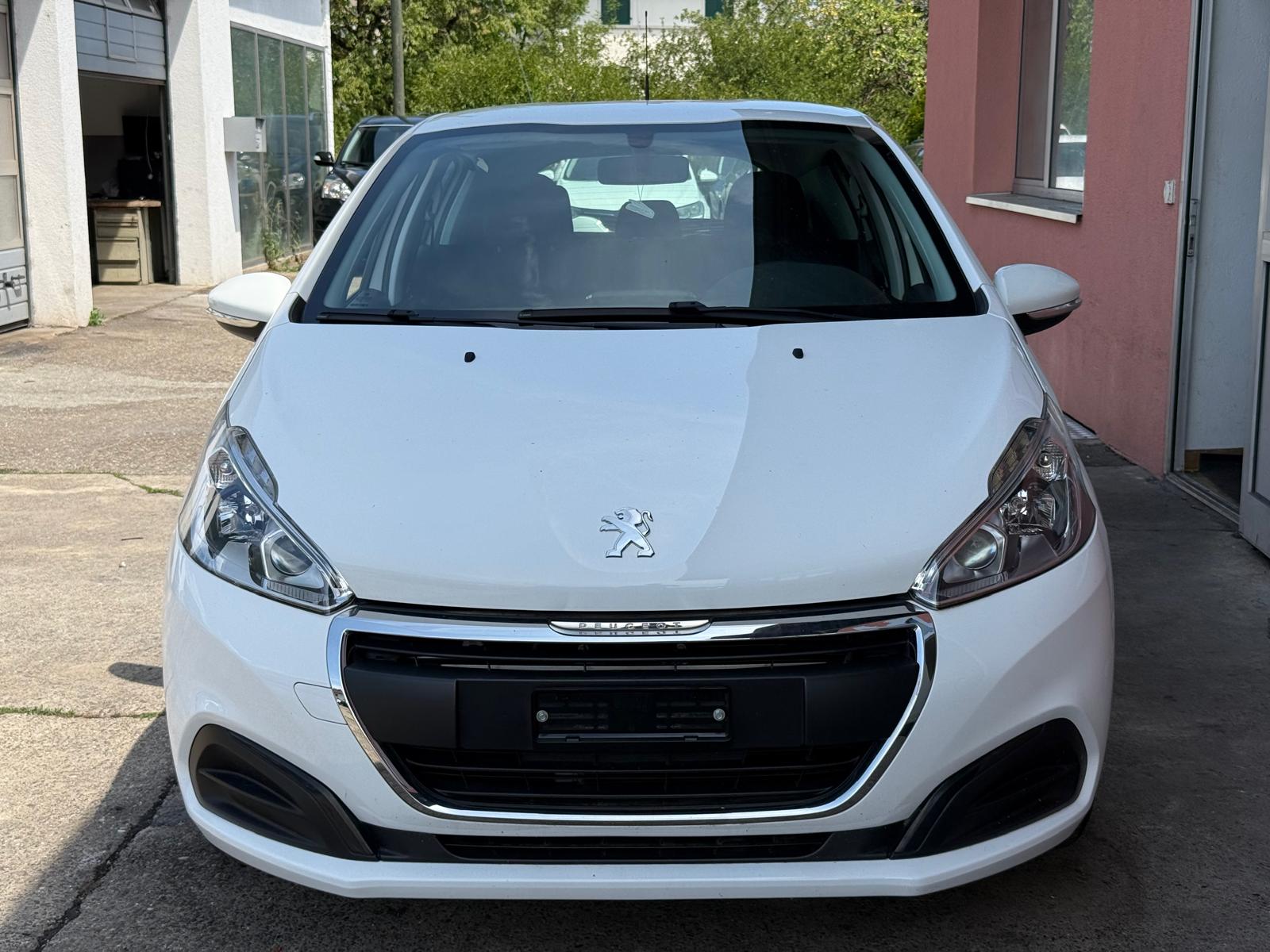 PEUGEOT 208 1.2 PureTech Access / MFK 24.2026-image-1