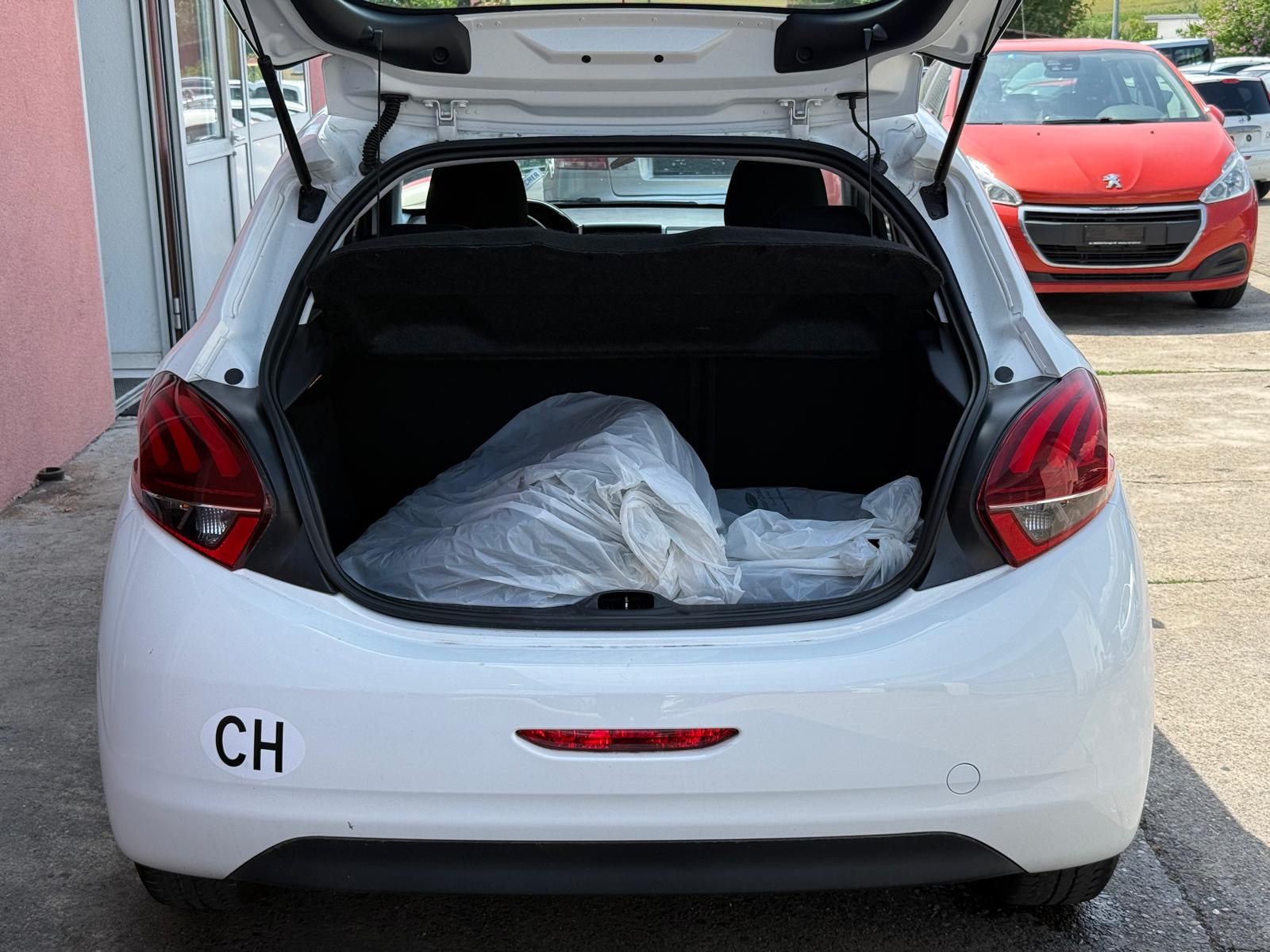PEUGEOT 208 1.2 PureTech Access / MFK 24.2026-image-5