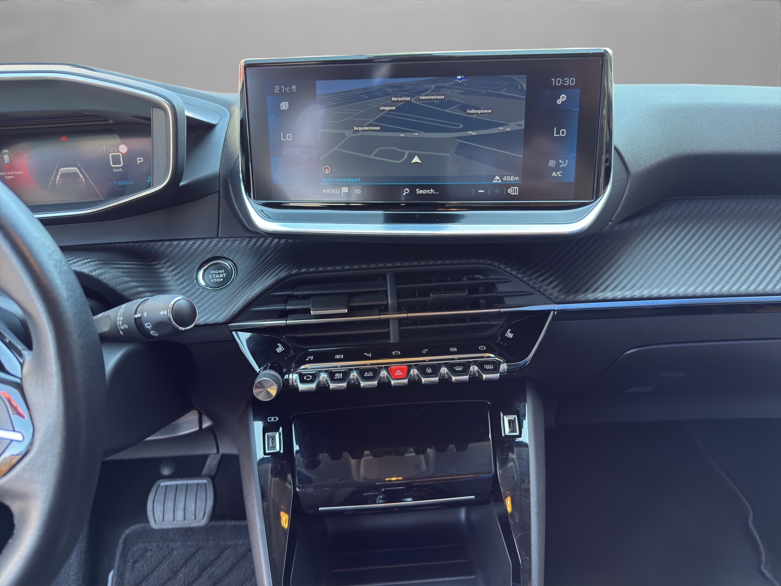 PEUGEOT 208 1.2 PureTech Allure EAT8-image-14