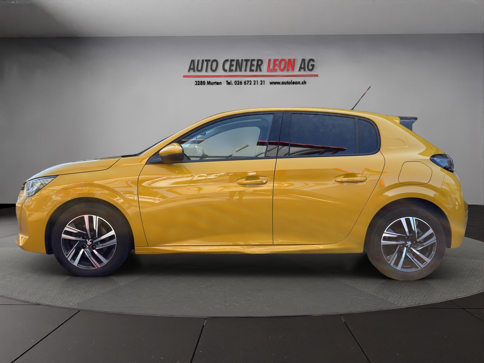 PEUGEOT 208 1.2 PureTech Allure EAT8-image-2