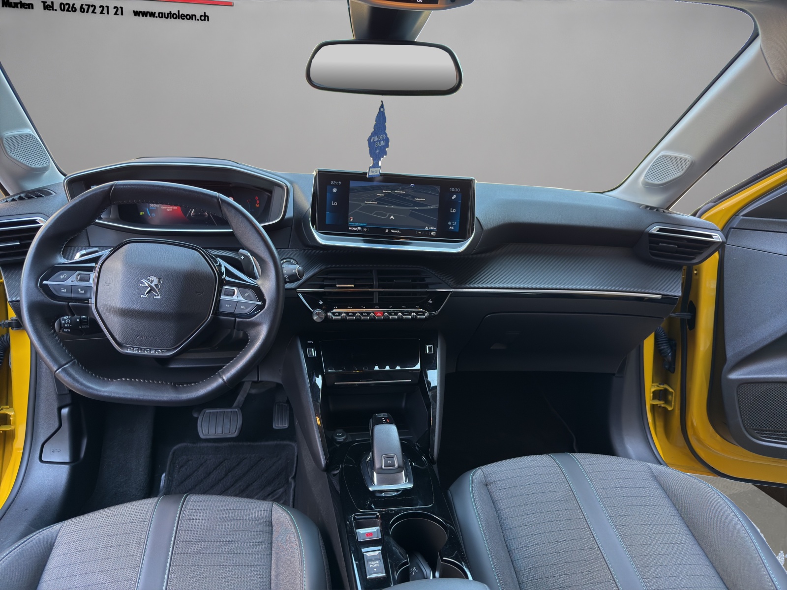 PEUGEOT 208 1.2 PureTech Allure EAT8-image-13