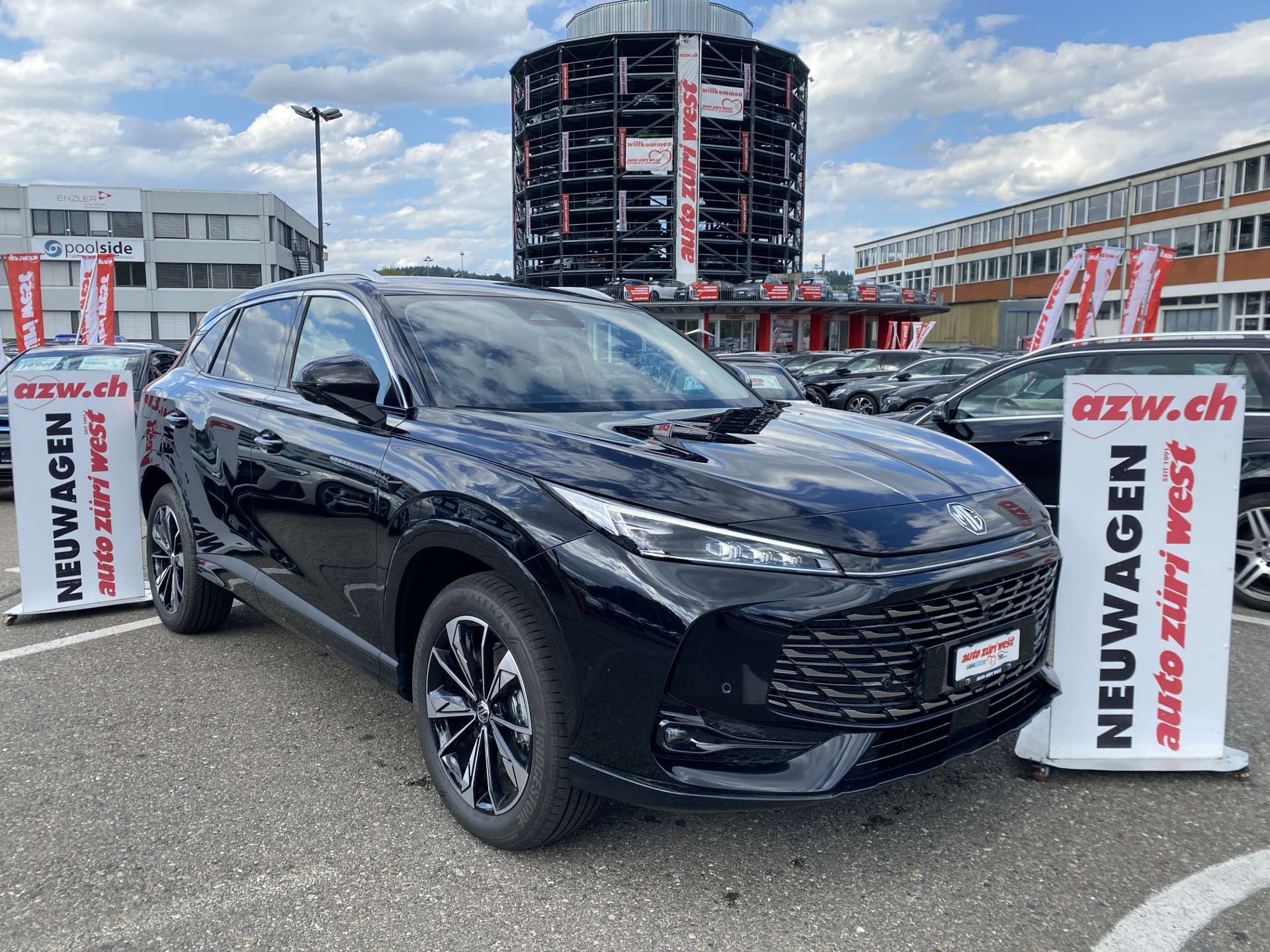 MG HS 1.5 T HEV+ Luxury 224PS Automat-image-0