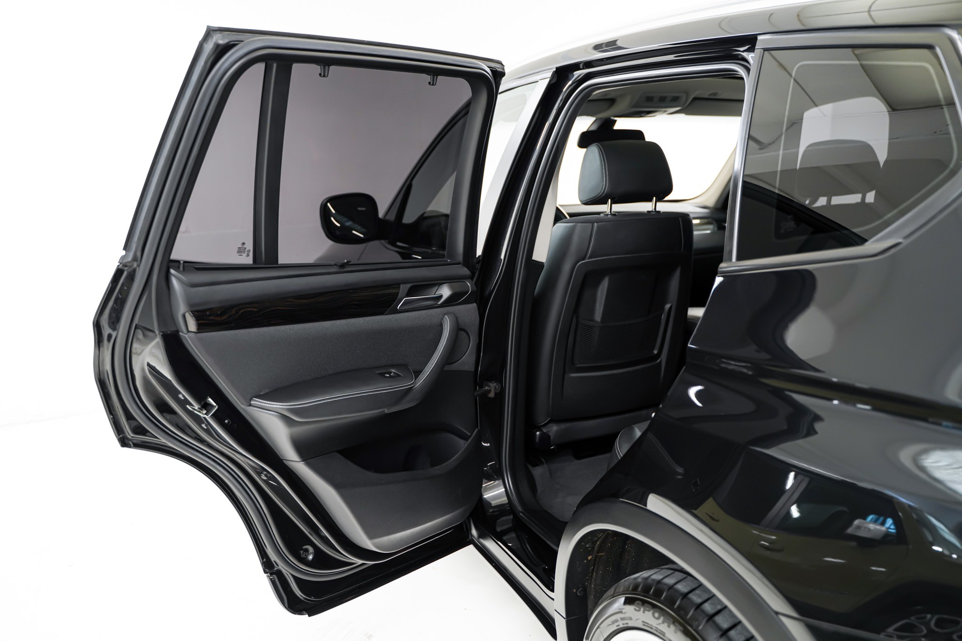 BMW X3 xDrive 35i Steptronic-image-12