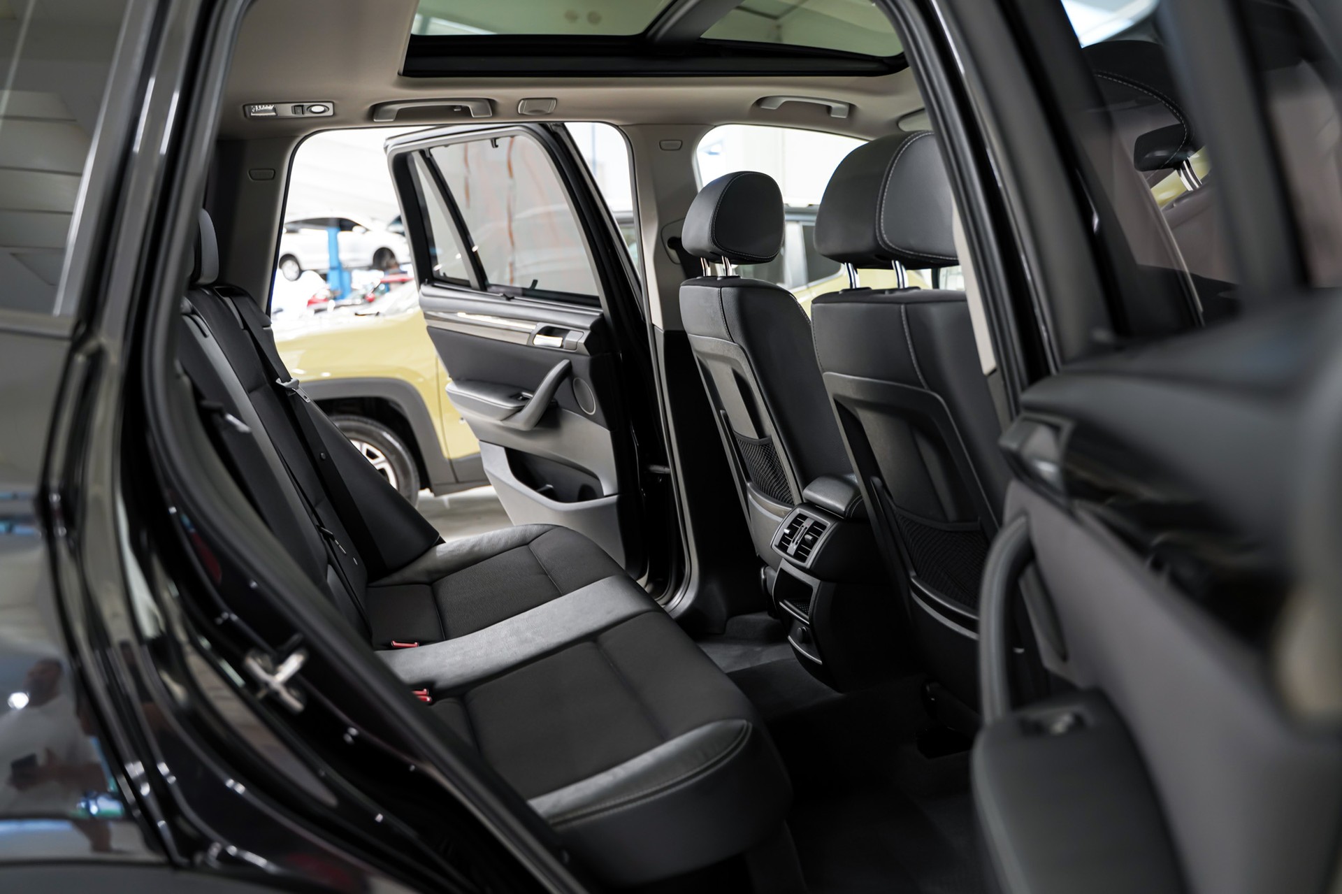 BMW X3 xDrive 35i Steptronic-image-13