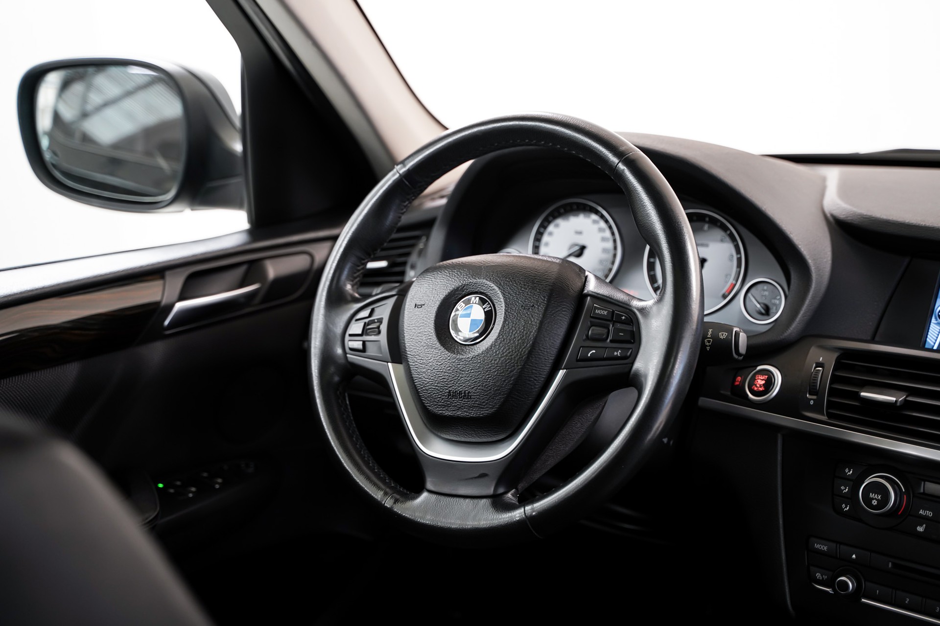 BMW X3 xDrive 35i Steptronic-image-17